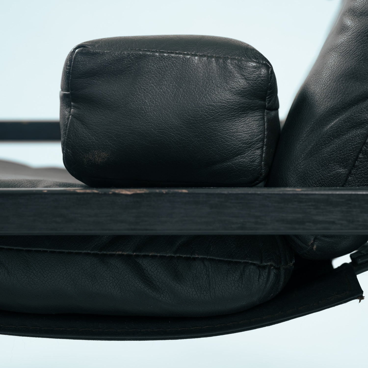 Set_of_Sonja_Wasseur_Black_Leather_Lounge_Chair_and_Ottoman,_Netherlands_1974