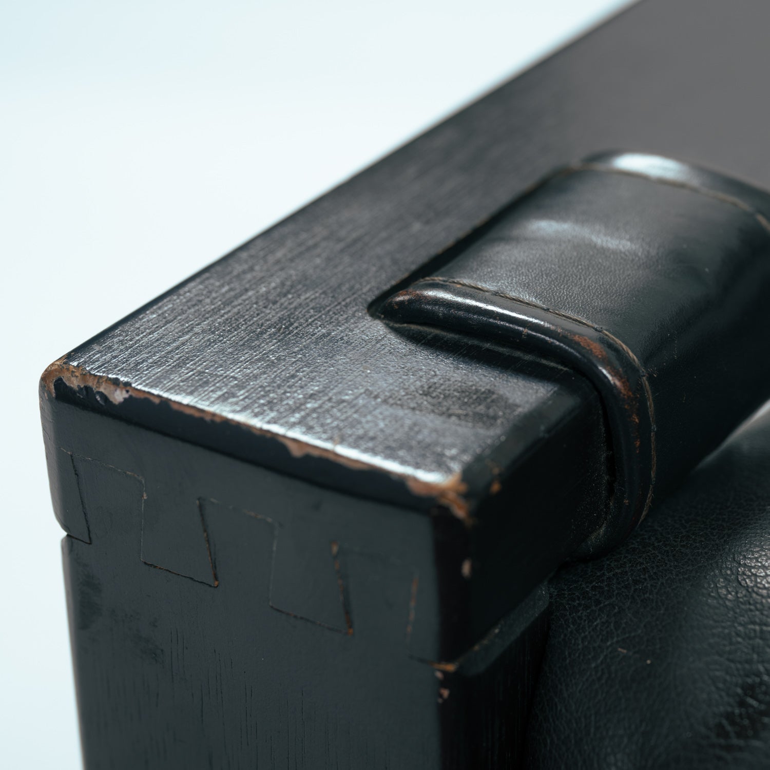 Set_of_Sonja_Wasseur_Black_Leather_Lounge_Chair_and_Ottoman,_Netherlands_1974