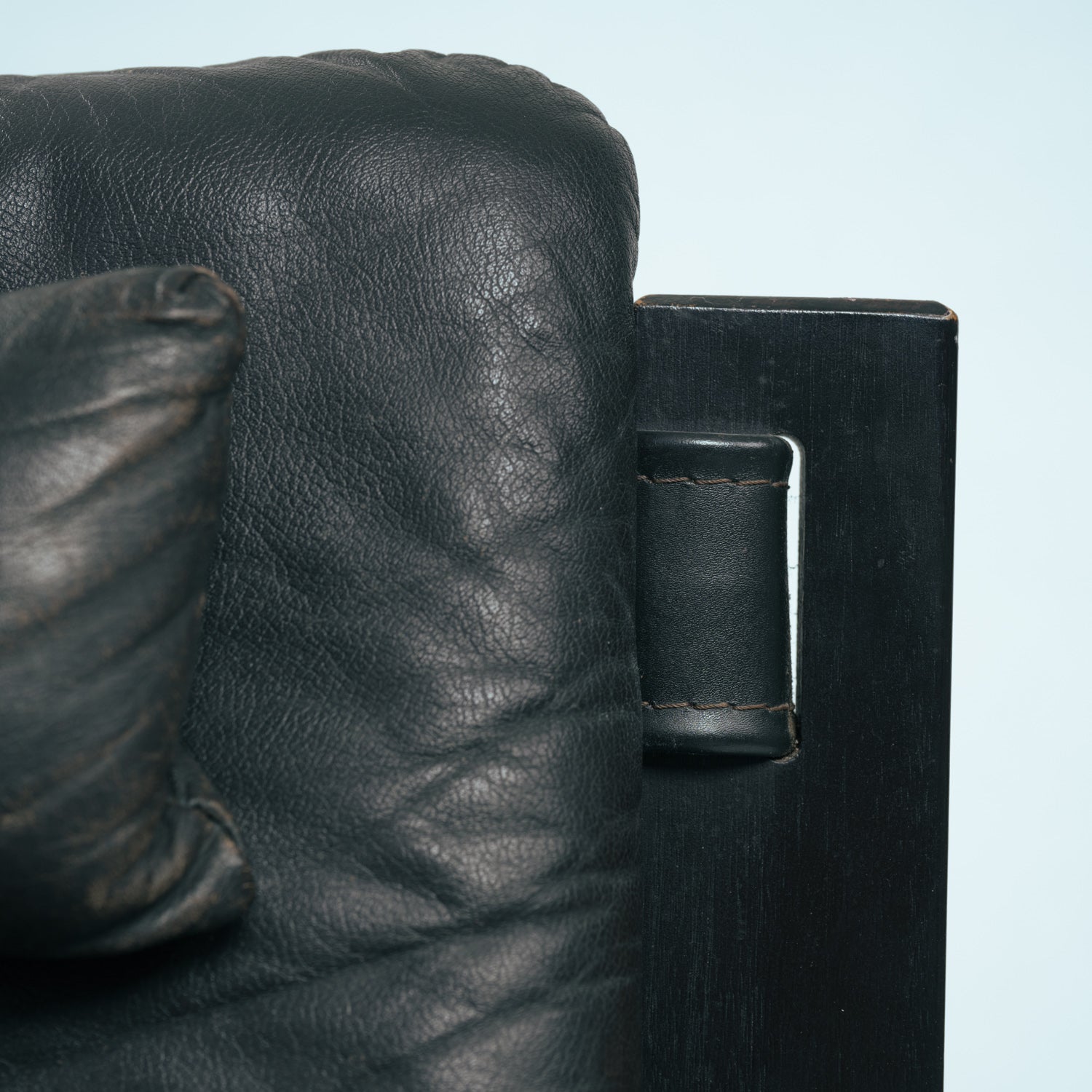 Set_of_Sonja_Wasseur_Black_Leather_Lounge_Chair_and_Ottoman,_Netherlands_1974