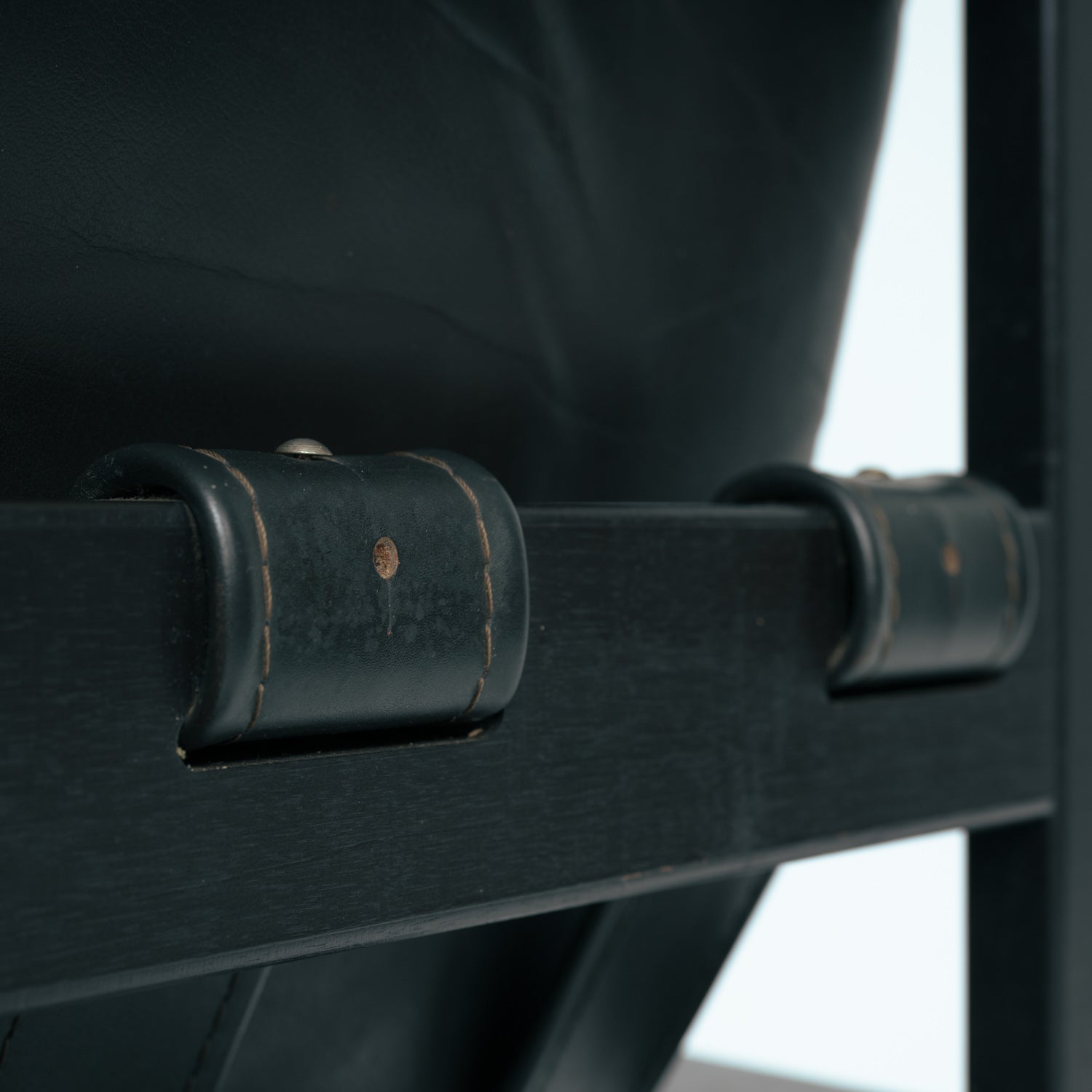 Set_of_Sonja_Wasseur_Black_Leather_Lounge_Chair_and_Ottoman,_Netherlands_1974