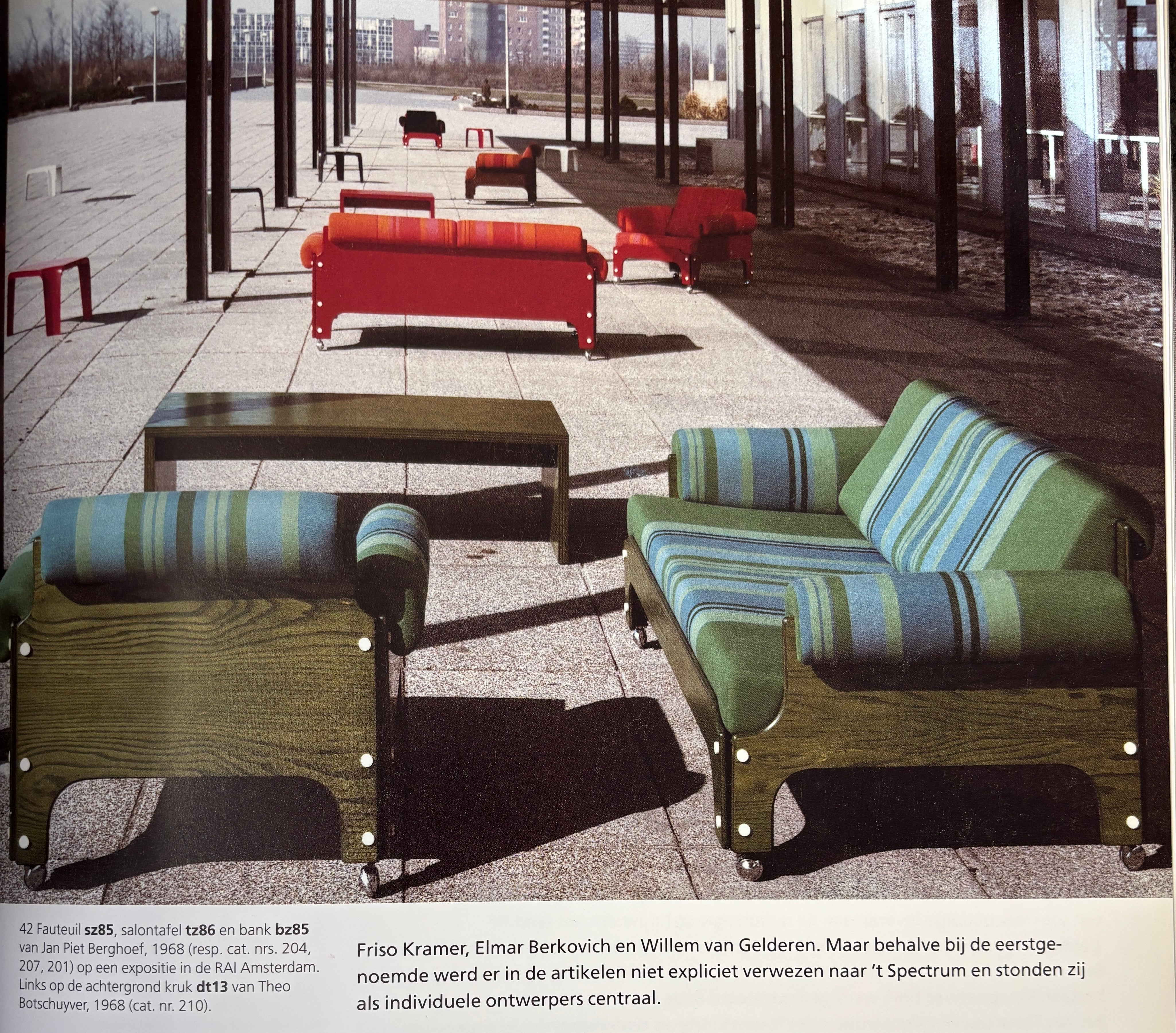 Rare_BZ85_Two-Seater_Sofa_by_Jan_Pieter_Berghoef_for_'t_Spectrum,_Green_Beech_Plywood_and_Beige_Corduroy,_Netherlands,_1968–1969