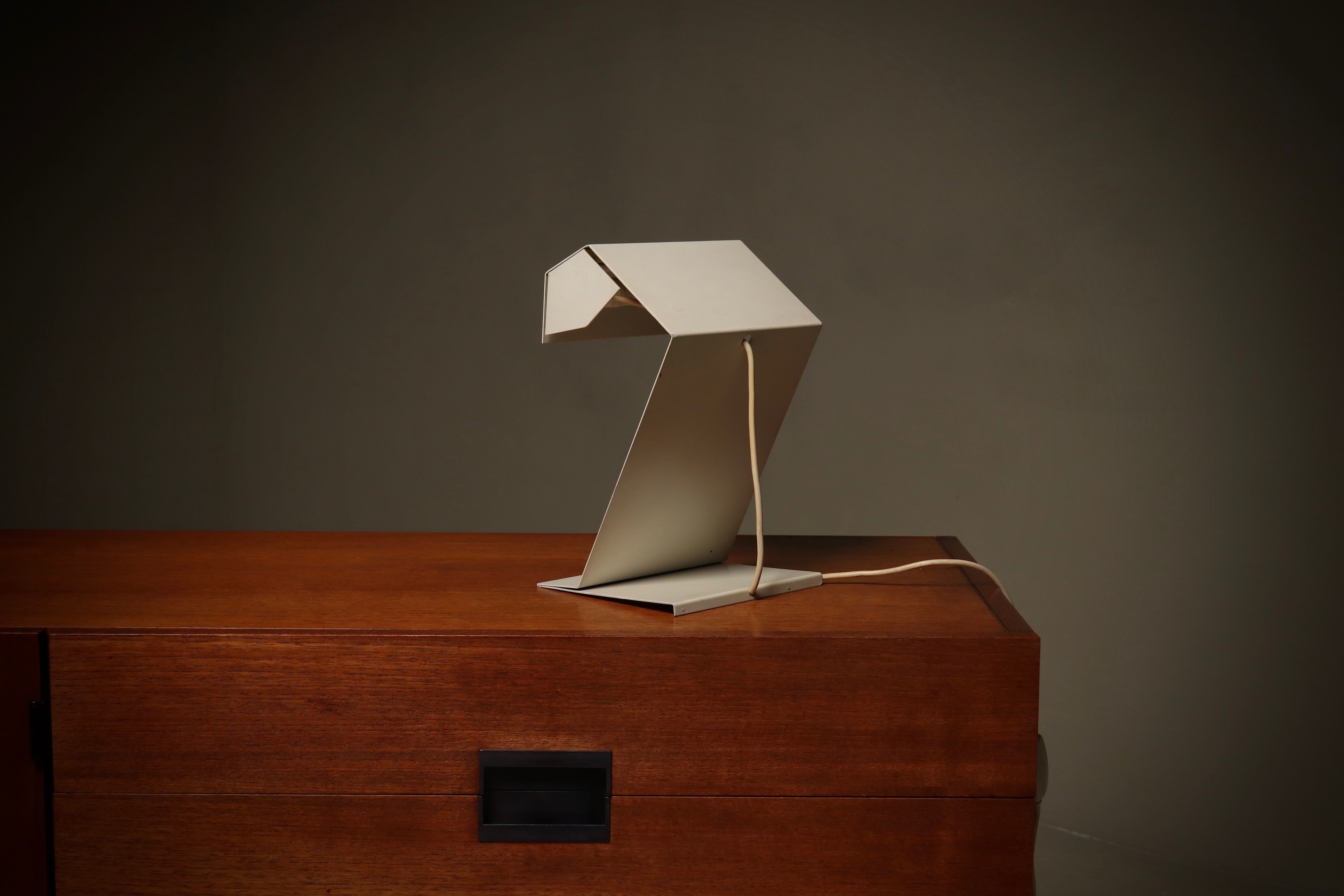 Modernist_Steel_Table_Lamp,_1960s,_Netherlands