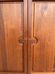 Teak_Display_Cabinet_by_Dyrlund,_Denmark,_1960s