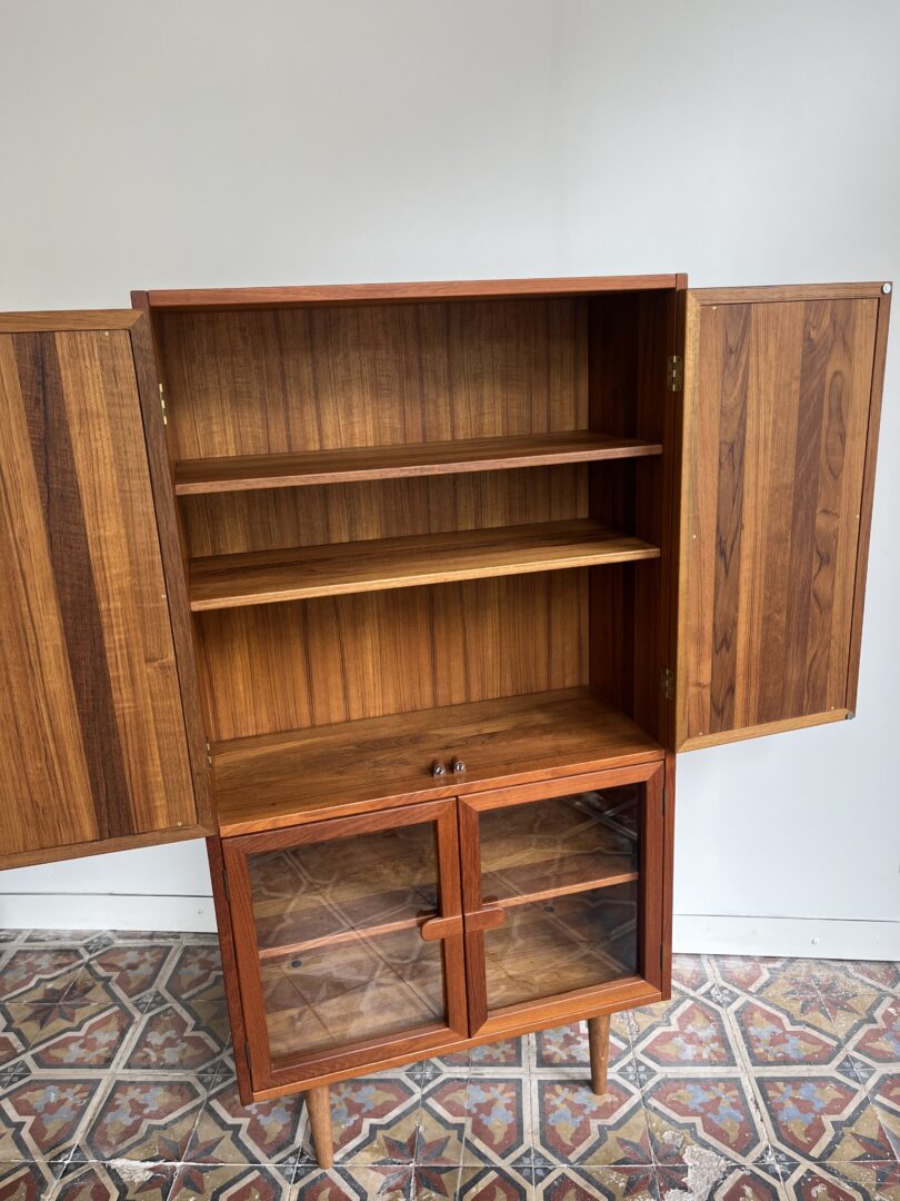 Teak_Display_Cabinet_by_Dyrlund,_Denmark,_1960s