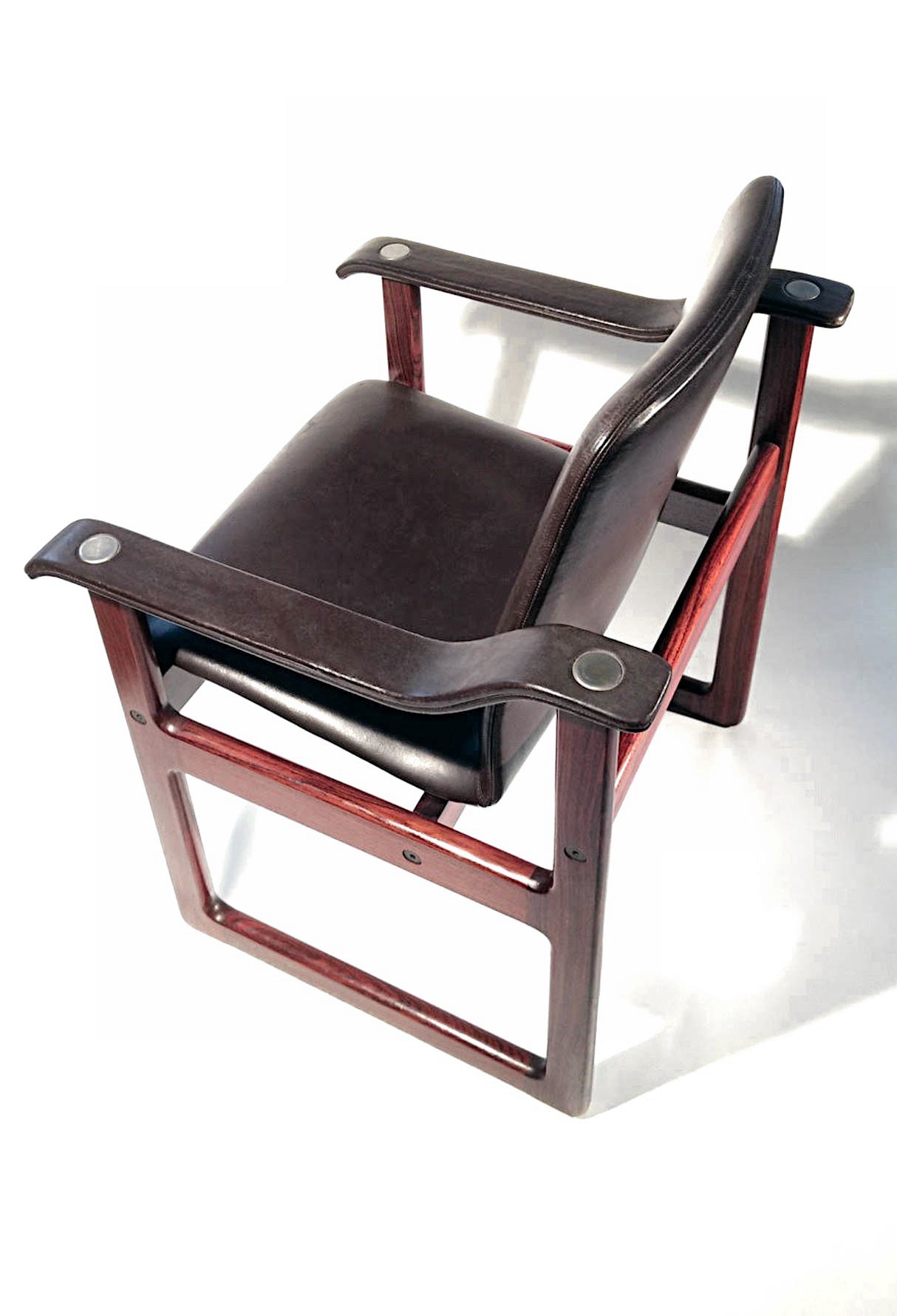 DYRLUND_Skyline_Rosewood_Executive_Office_Suite,_Denmark,_1970s