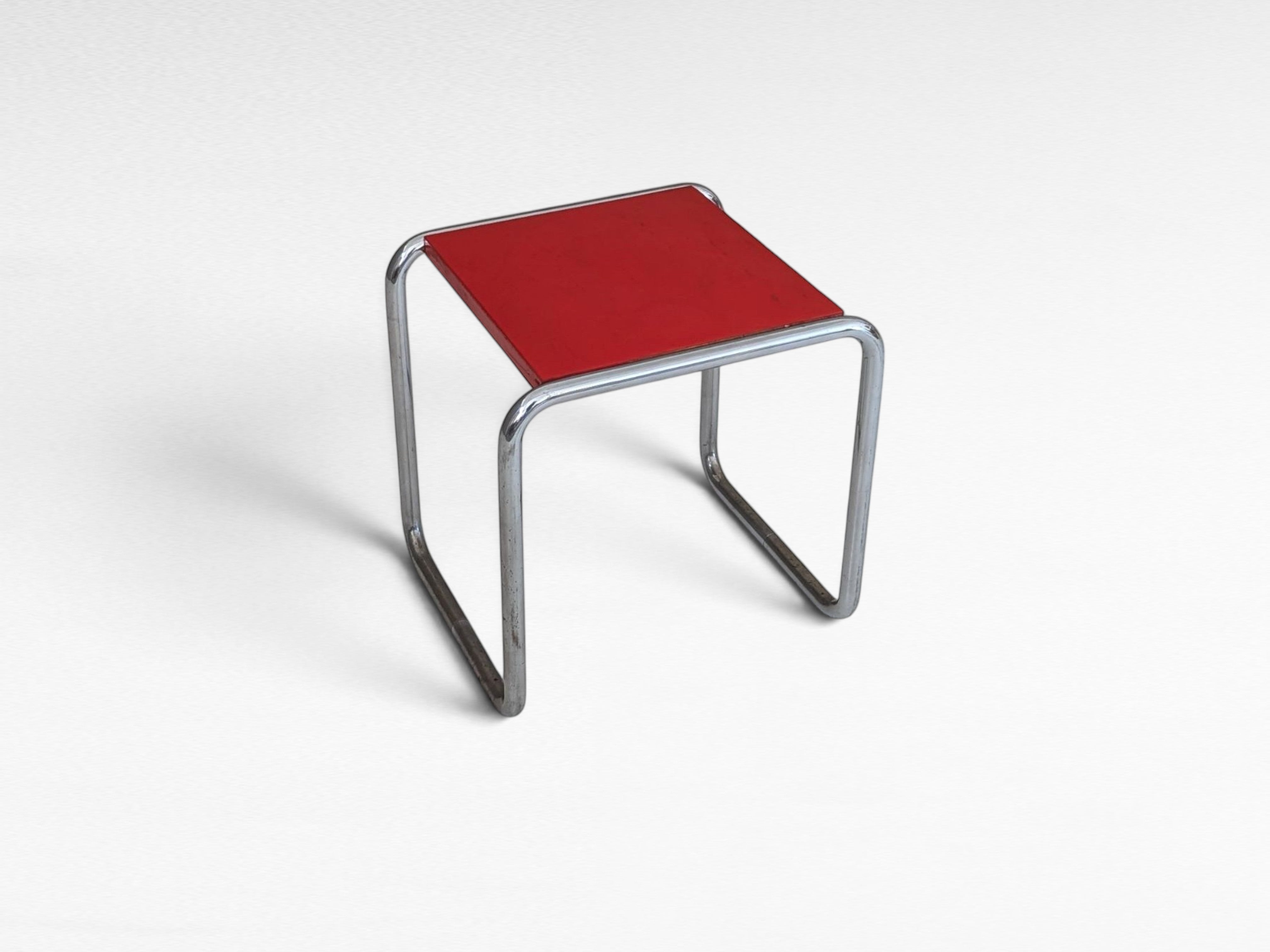 Early_B_9_Bauhaus_canteen_stool_by_Marcel_Breuer,_1930s