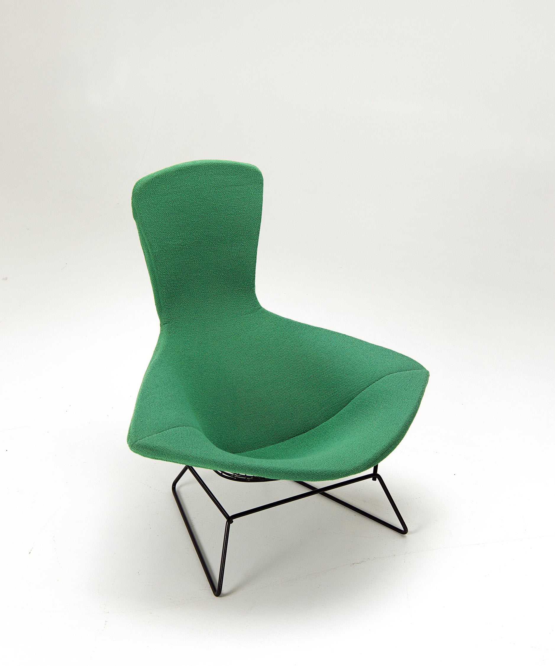 Early_Edition_Bird_Chair_by_Harry_Bertoia