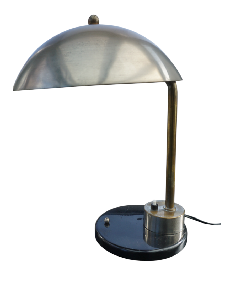 Early_Modernist_Desk_Lamp_by_KMD_Daalderop_Attributed_to_Kurt_Versen,_Dutch_Bauhaus_Industrial_Lighting,_1930s