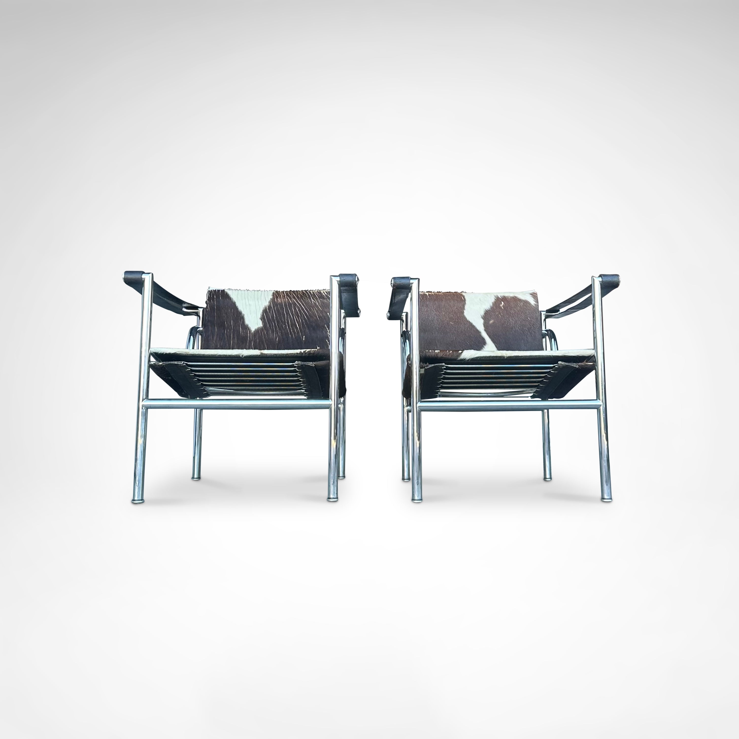 Set_of_2_LC1_Basculant_Chairs_by_Le_Corbusier_for_Cassina,_1970s,_Italy