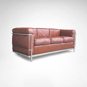 Early_LC2_Three_Seater_Sofa_by_Le_Corbusier_for_Cassina,_1970s,_Italy