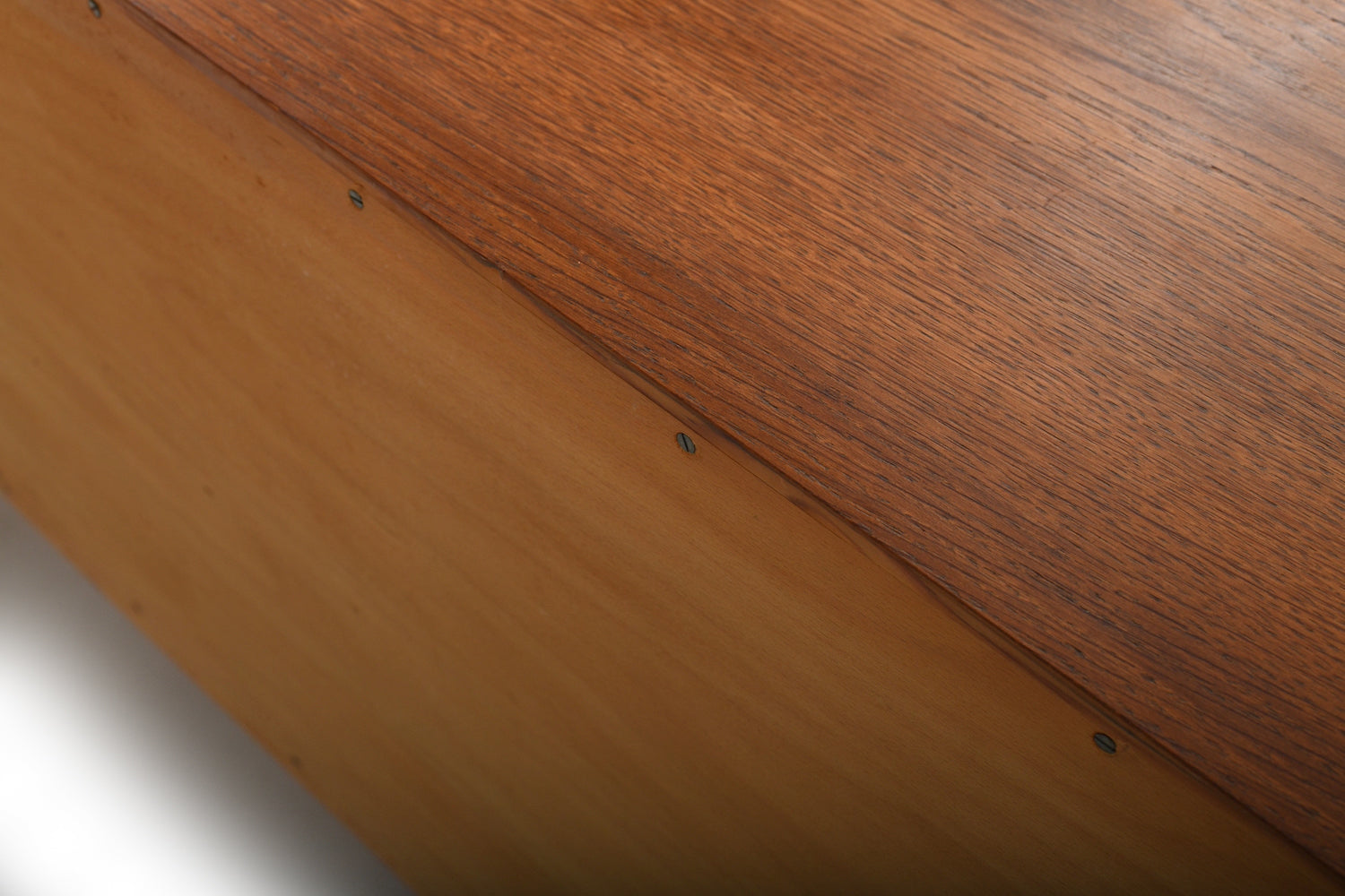 Early_RY25_Sideboard_by_Hans_J._Wegner_for_Ry_Møbler