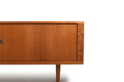 Early_RY25_Sideboard_by_Hans_J._Wegner_for_Ry_Møbler