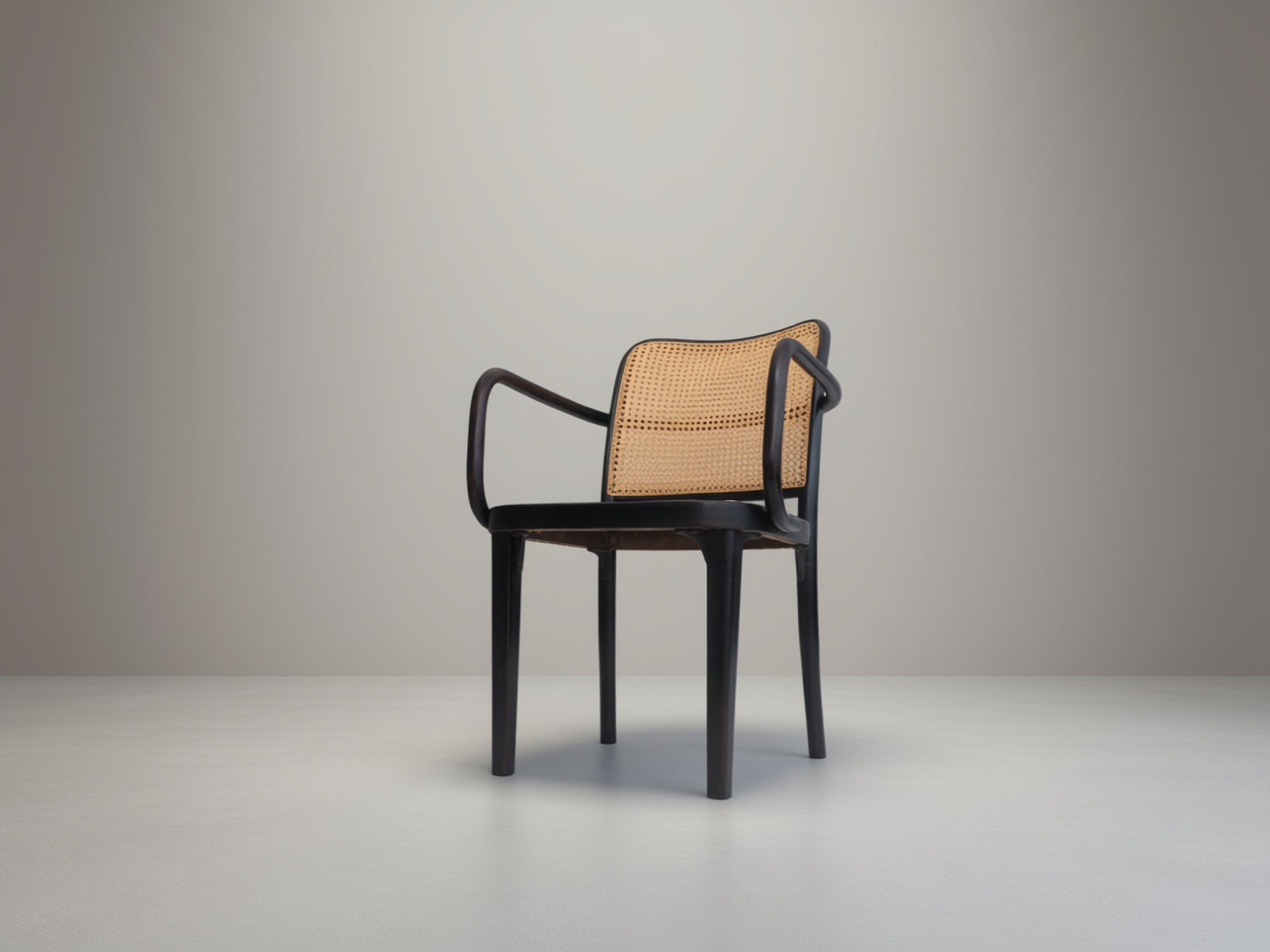 F_armchair_by_Josef_Hoffmann,_1930s