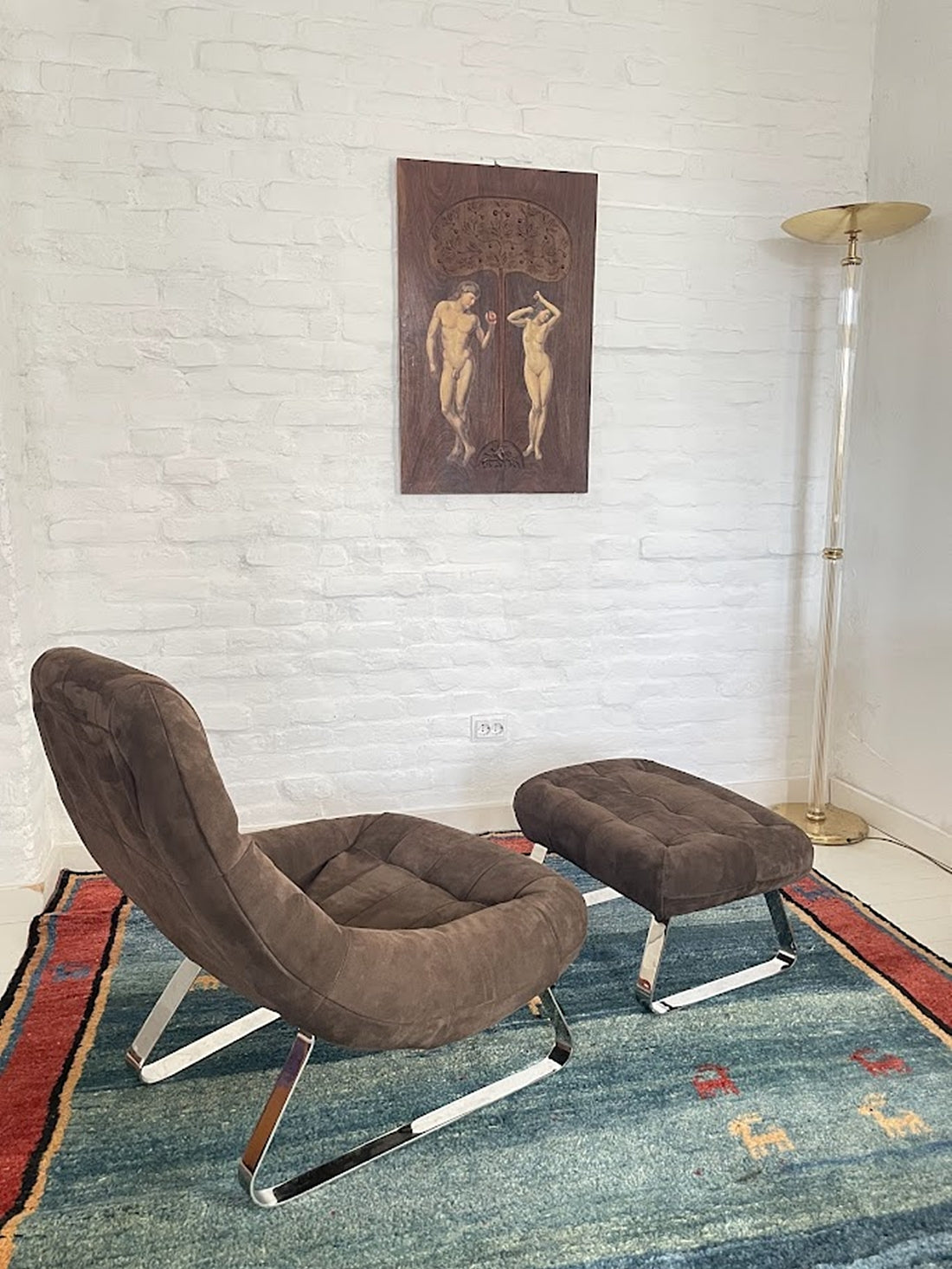 Set_of_Earth_Chair_and_Ottoman_by_Percival_Lafer,_1970s