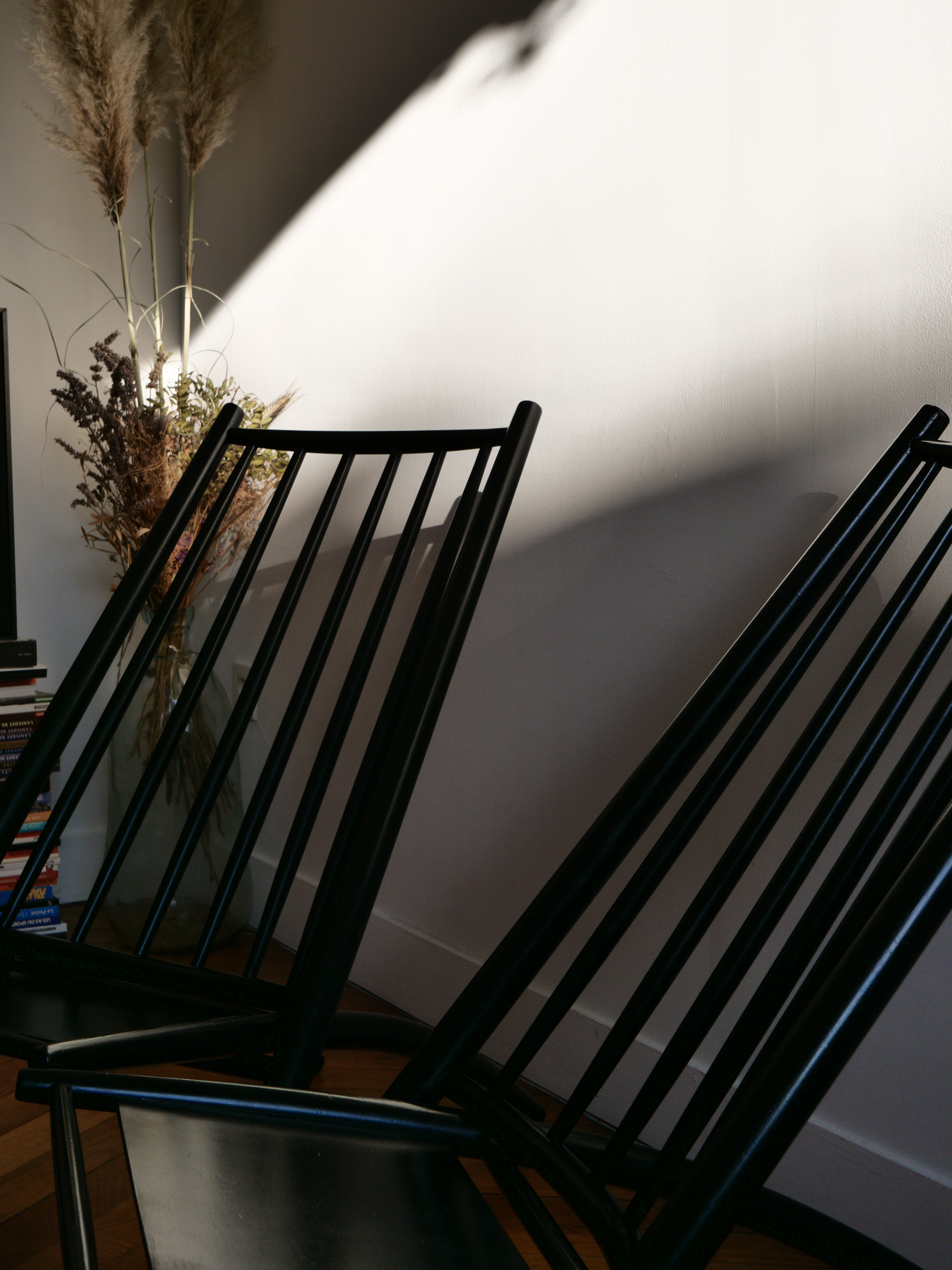 Set_of_2_Easy_Armchairs
