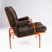 Set_of_2_Bruno_Mathsson_‘Ingrid’_Armchairs_in_Espresso_Sheepskin,_Sweden_1959