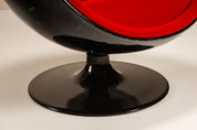 Eero_Aarnio_Egg_Pod_Chair_in_Black_and_Red,_1960s