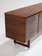 Ejgil_Petersen_sideboard_rosewood_Denmark_1960s
