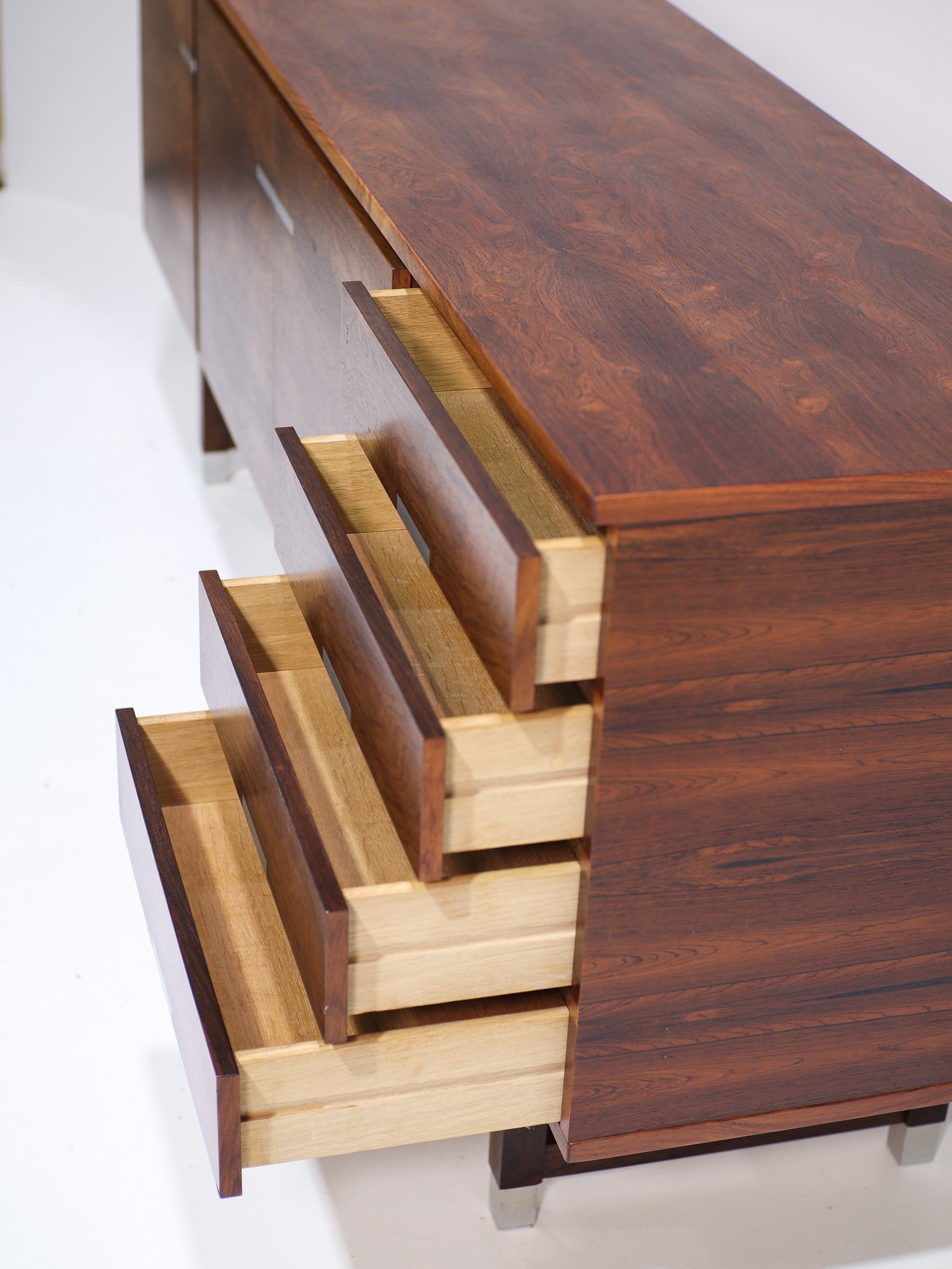 Ejgil_Petersen_sideboard_rosewood_Denmark_1960s