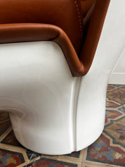 Joe_Colombo_Elda_Lounge_Chair_by_Longhi,_Iconic_Italian_Design