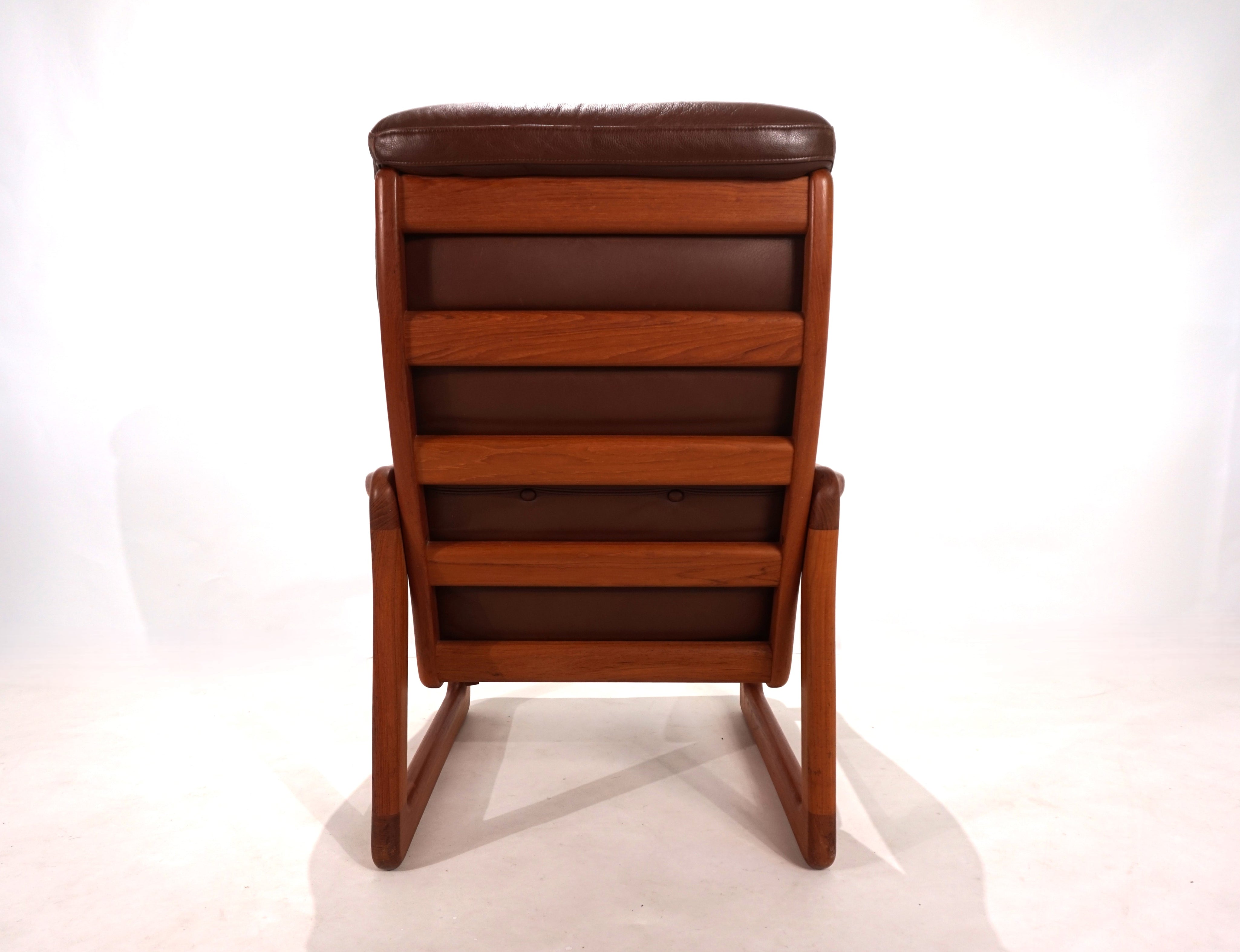 EMC_teak_leather_armchair,_1960