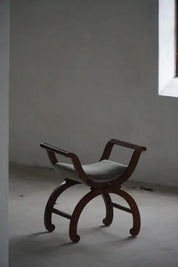 Empire_Style_Piano_Chair,_Antique_Adjustable_Stool