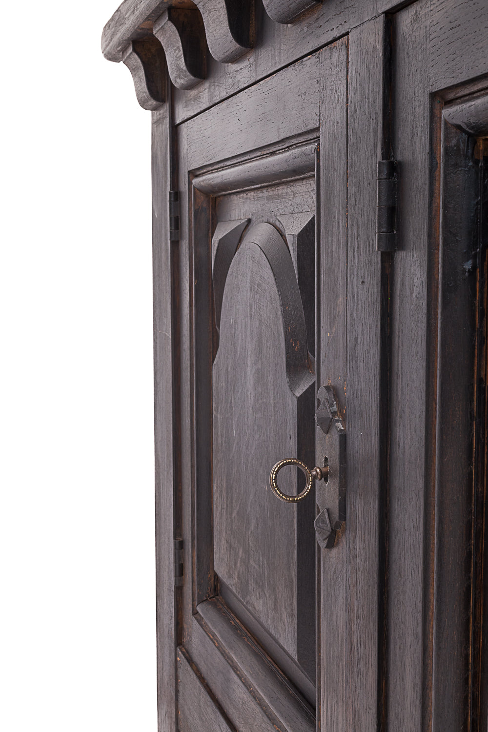 Old_sideboard_from_Late_19th_Century