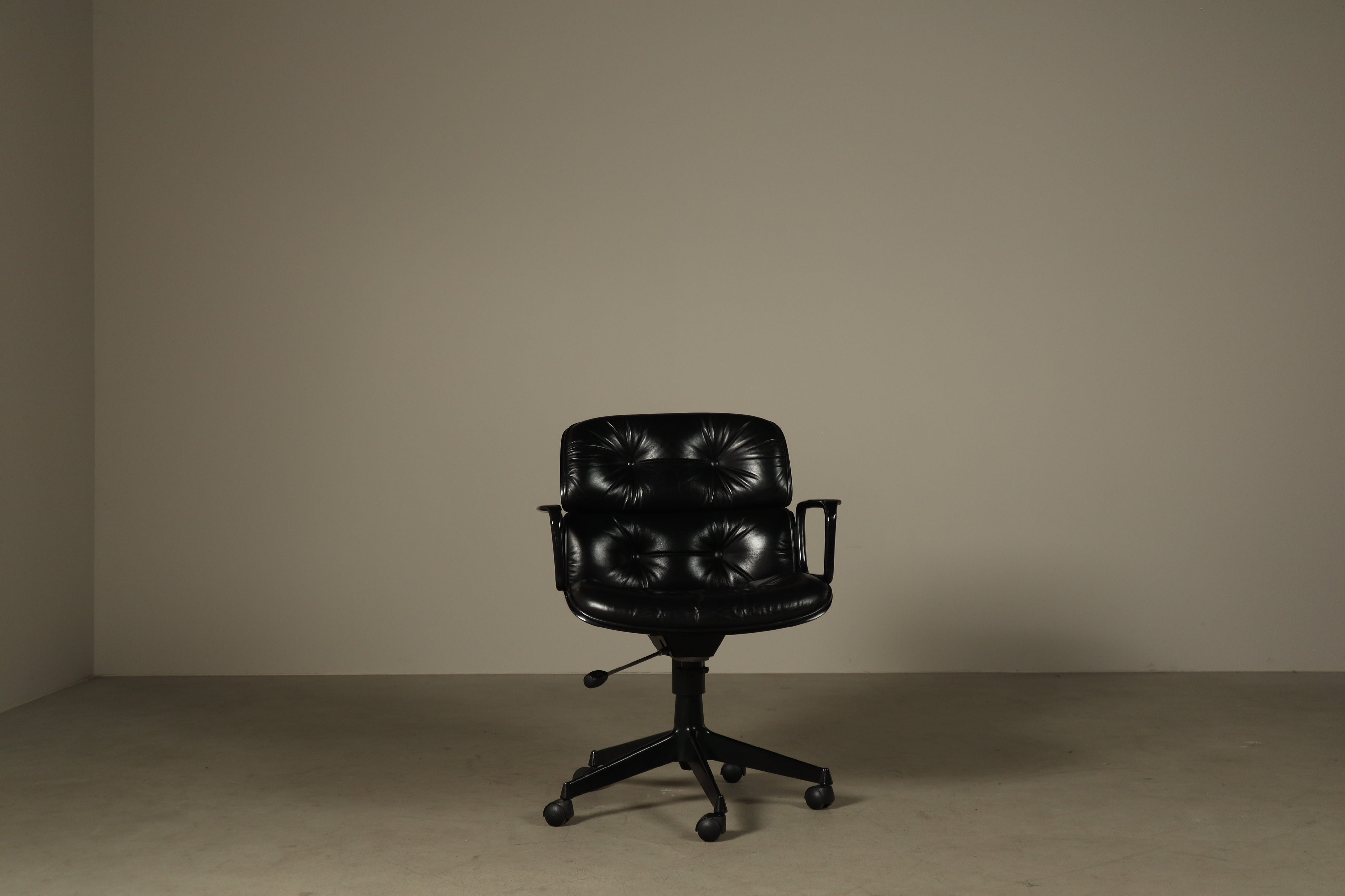 Ennio_Fazioli_Parioli_Double-Back_Executive_Office_Chair_for_MIM_Roma_in_Black_Leather,_Italy