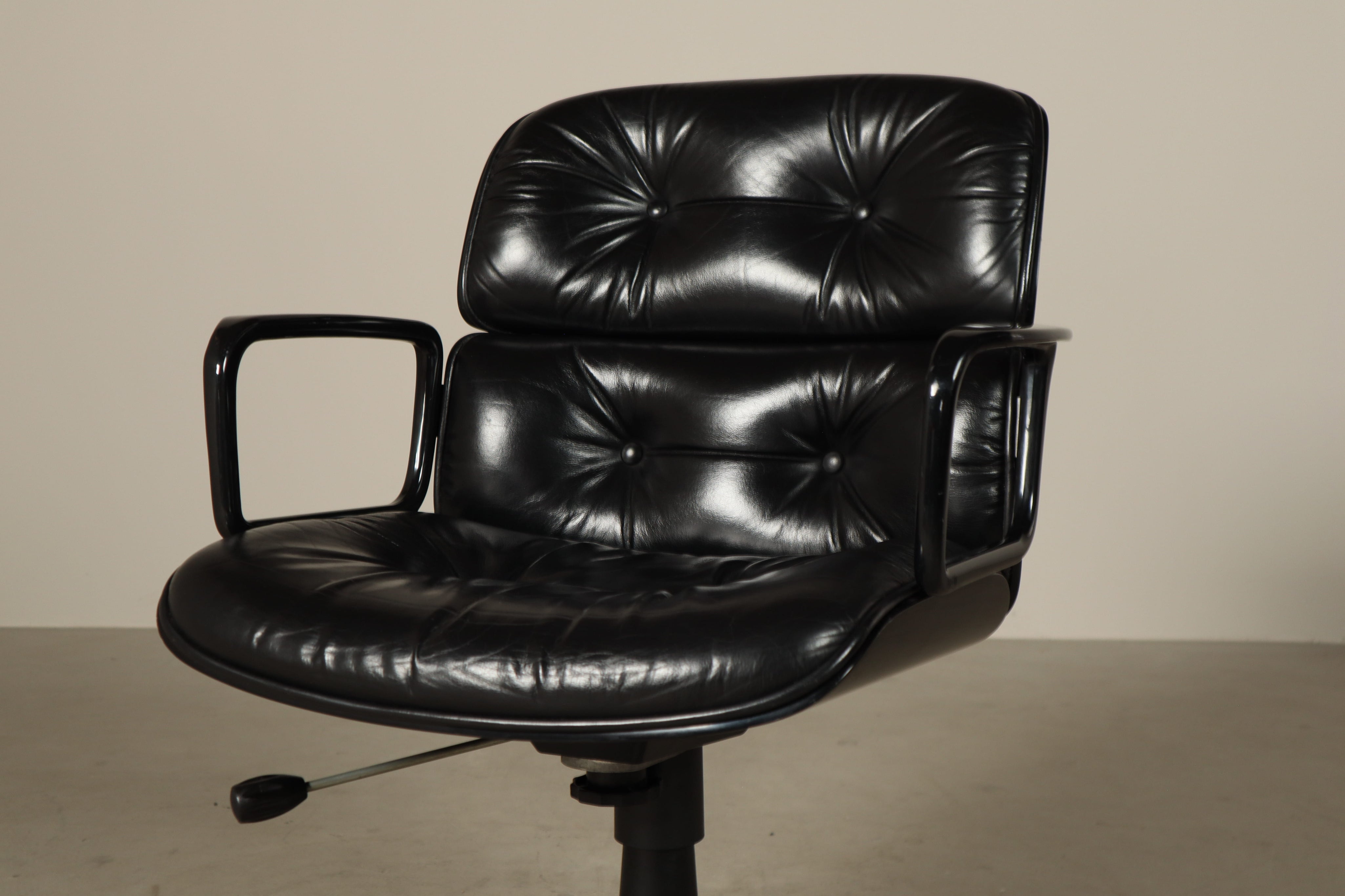 Ennio_Fazioli_Parioli_Double-Back_Executive_Office_Chair_for_MIM_Roma_in_Black_Leather,_Italy