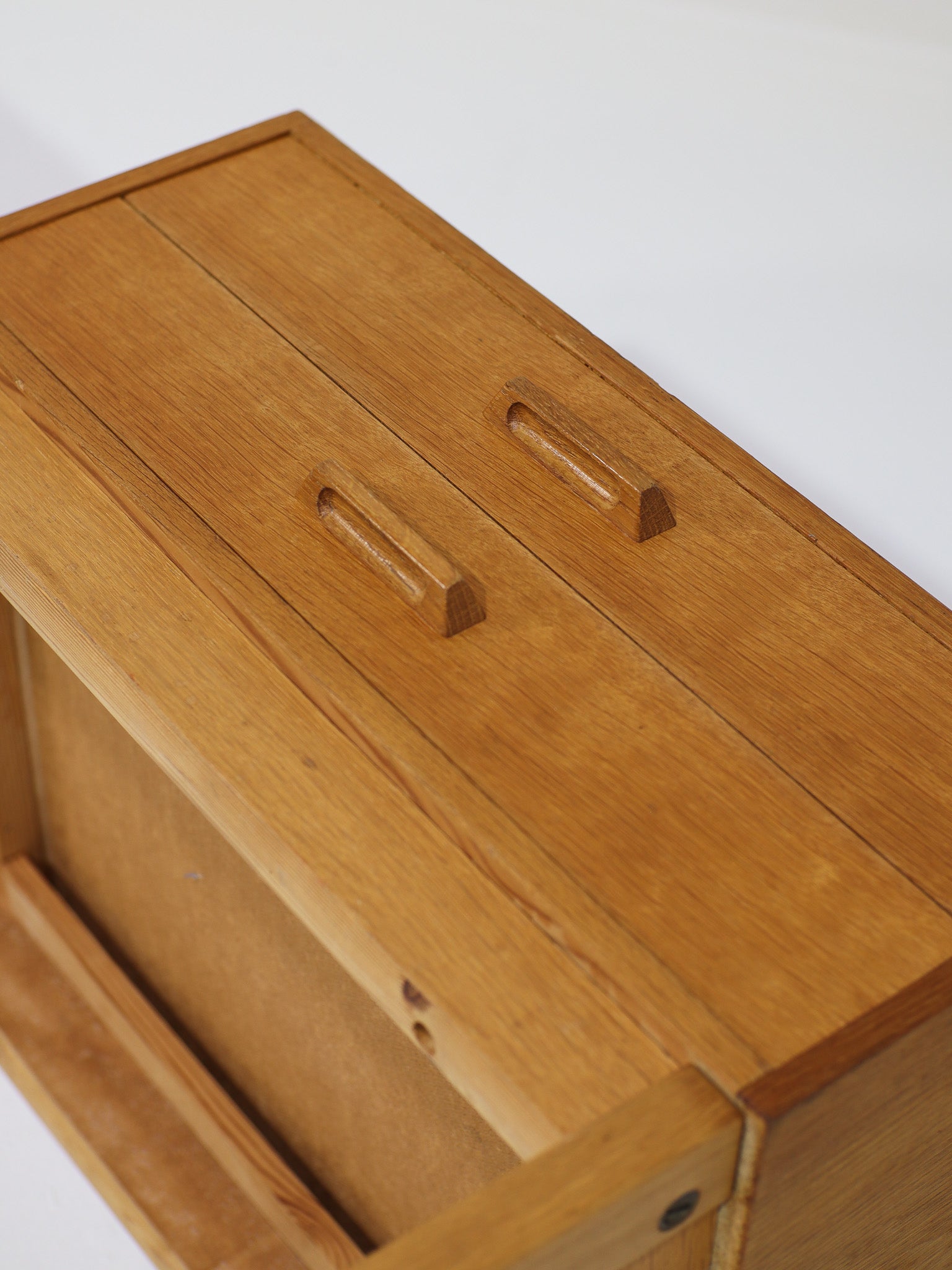 Entrance_bench_chest_of_drawers_Swedish_vintage_oak