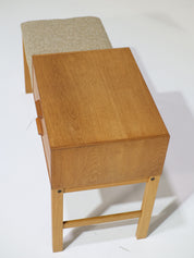 Entrance_bench_chest_of_drawers_Swedish_vintage_oak