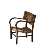 Erich_Dieckmann_Beech_and_Paper_Cord_Armchair,_German_Bauhaus,_1940s