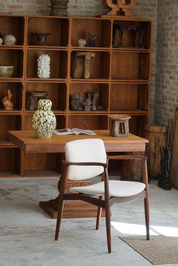 Erik_Buch,_Armchair_in_Rosewood_&_Bouclé,_Captains_Chair,_Ørum_Møbelfabrik,_1960