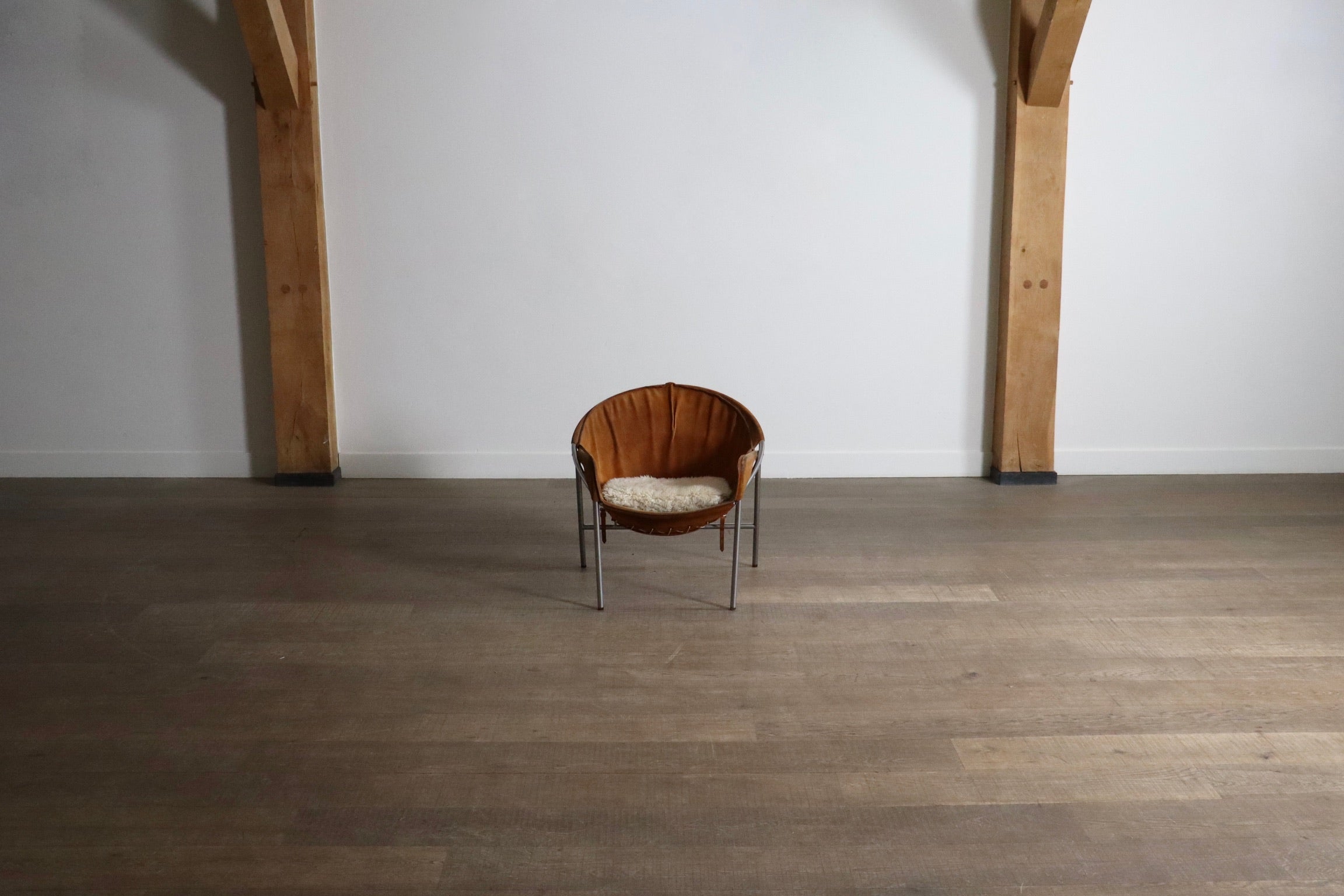 Erik_Ole_Jørgensen_for_Bovirke_Easy_Chair_in_Cognac_Suede_and_Metal,_Denmark,_1953