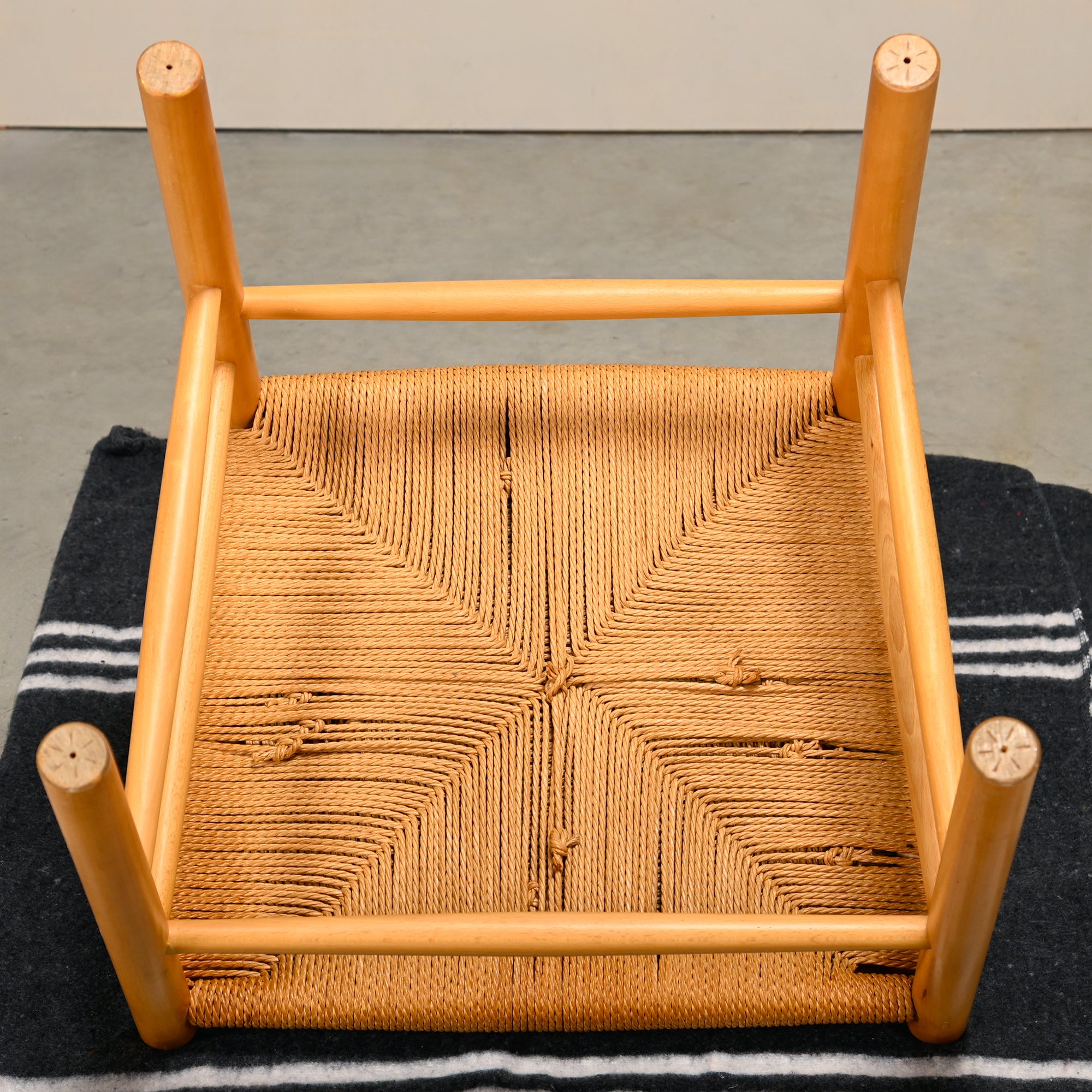 Set_of_4_J151_Dining_Chairs_by_Erik_Ole_Jørgensen_for_FDB_Møbler,_Beechwood_and_Papercord,_Denmark,_1970s