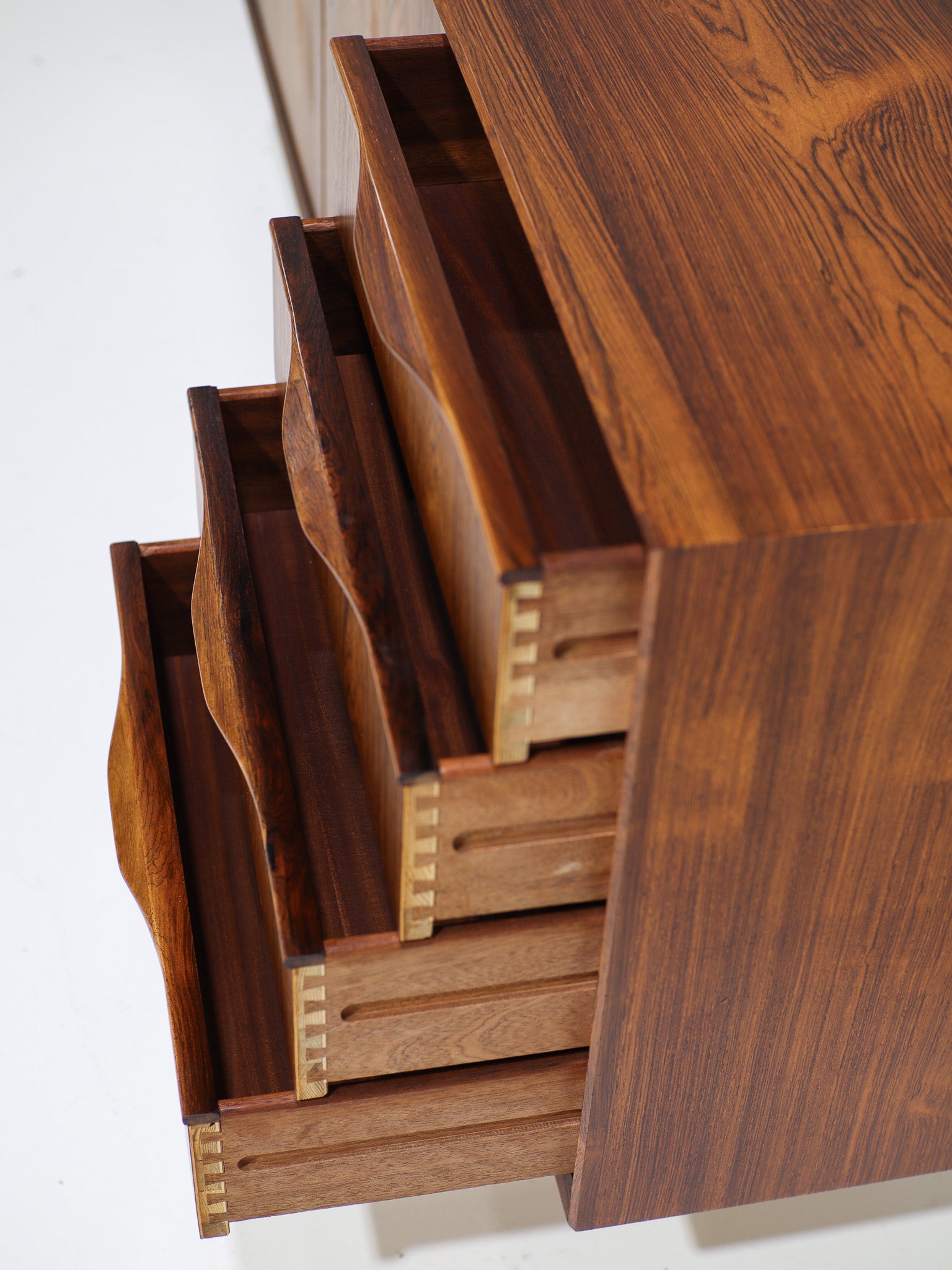 Erling_Torvits_sideboard_in_rosewood_Danish_1960s_TV_cabinet