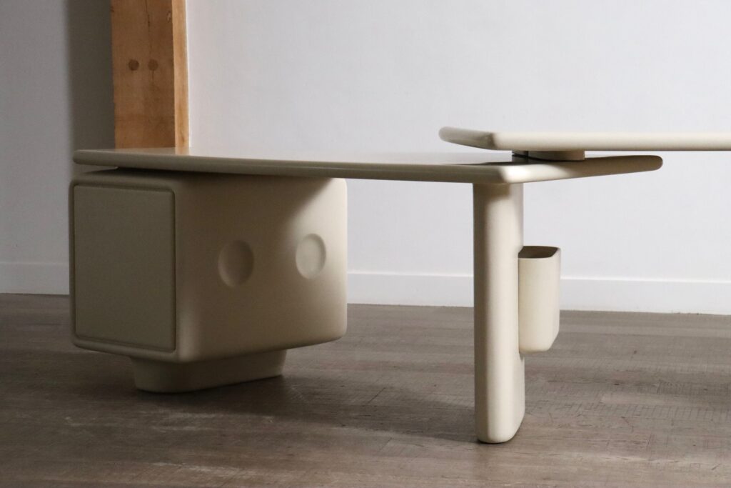 Ernest_Igl_“Jet”_Corner_Desk_for_Wilhelm_Werndl,_1970s,_Austria