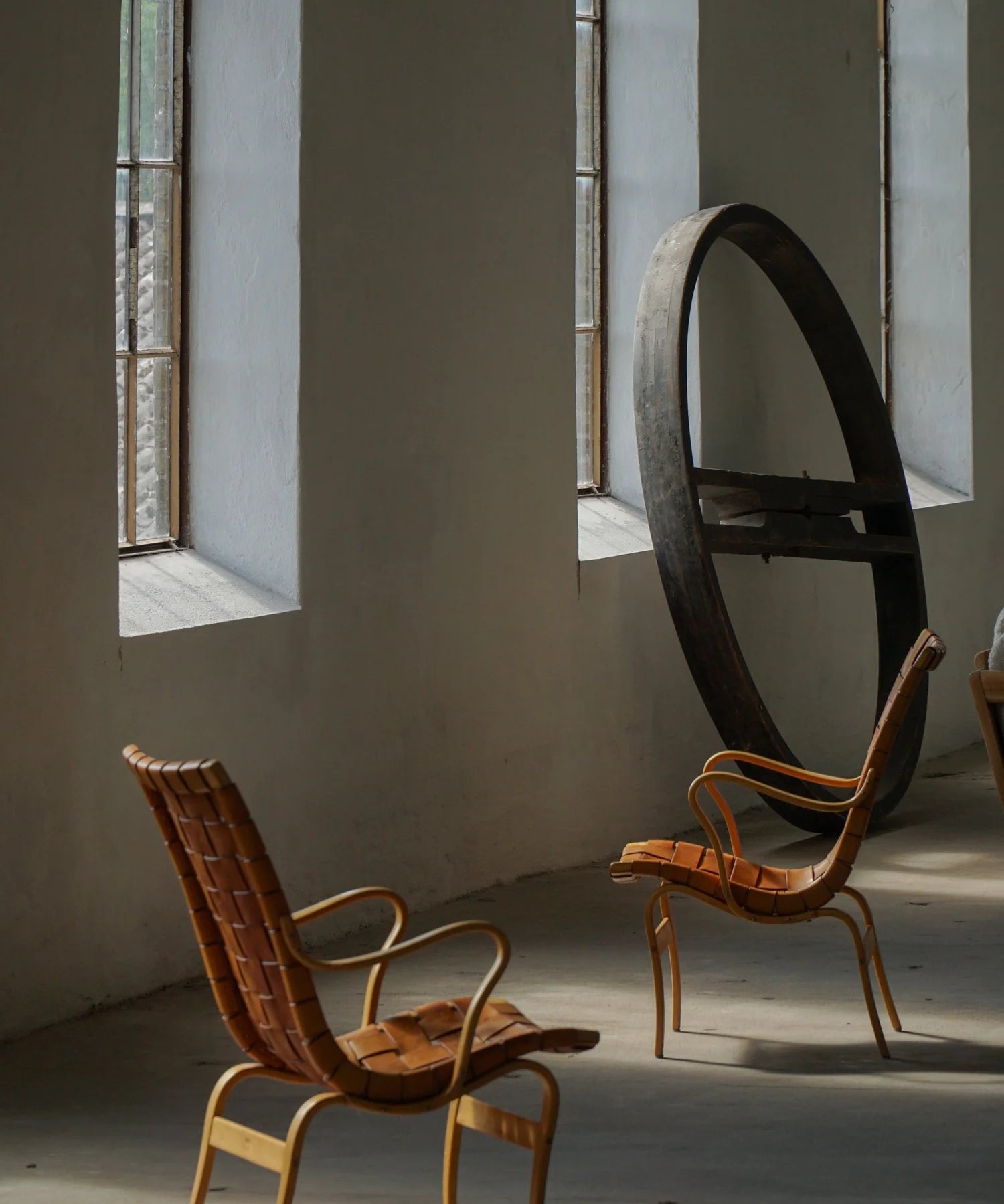 Eva_Armchairs_by_Bruno_Mathsson,_Swedish_Modern_in_Birch_and_Leather