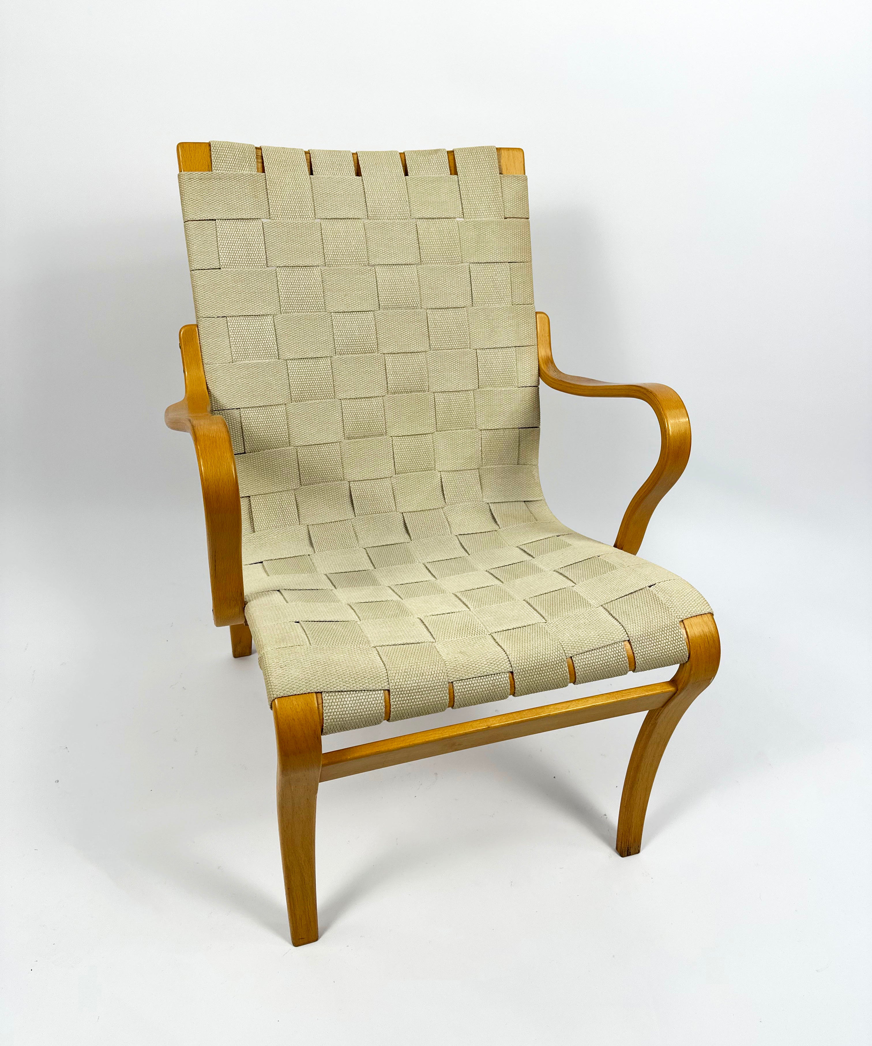 Eva_Chair_by_Bruno_Mathsson,_Sweden_–_2004