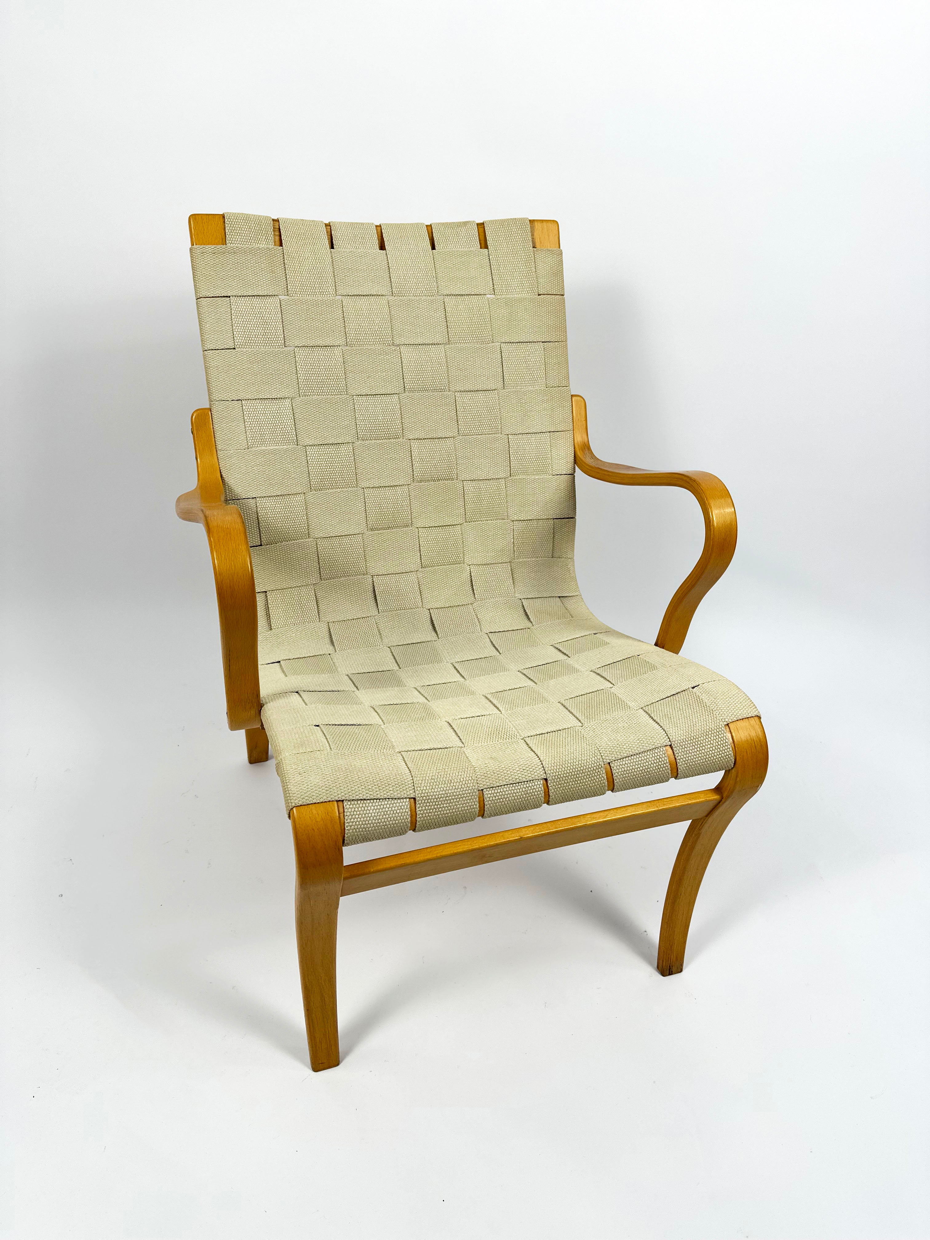 Eva_Chair_by_Bruno_Mathsson,_Sweden_–_2004