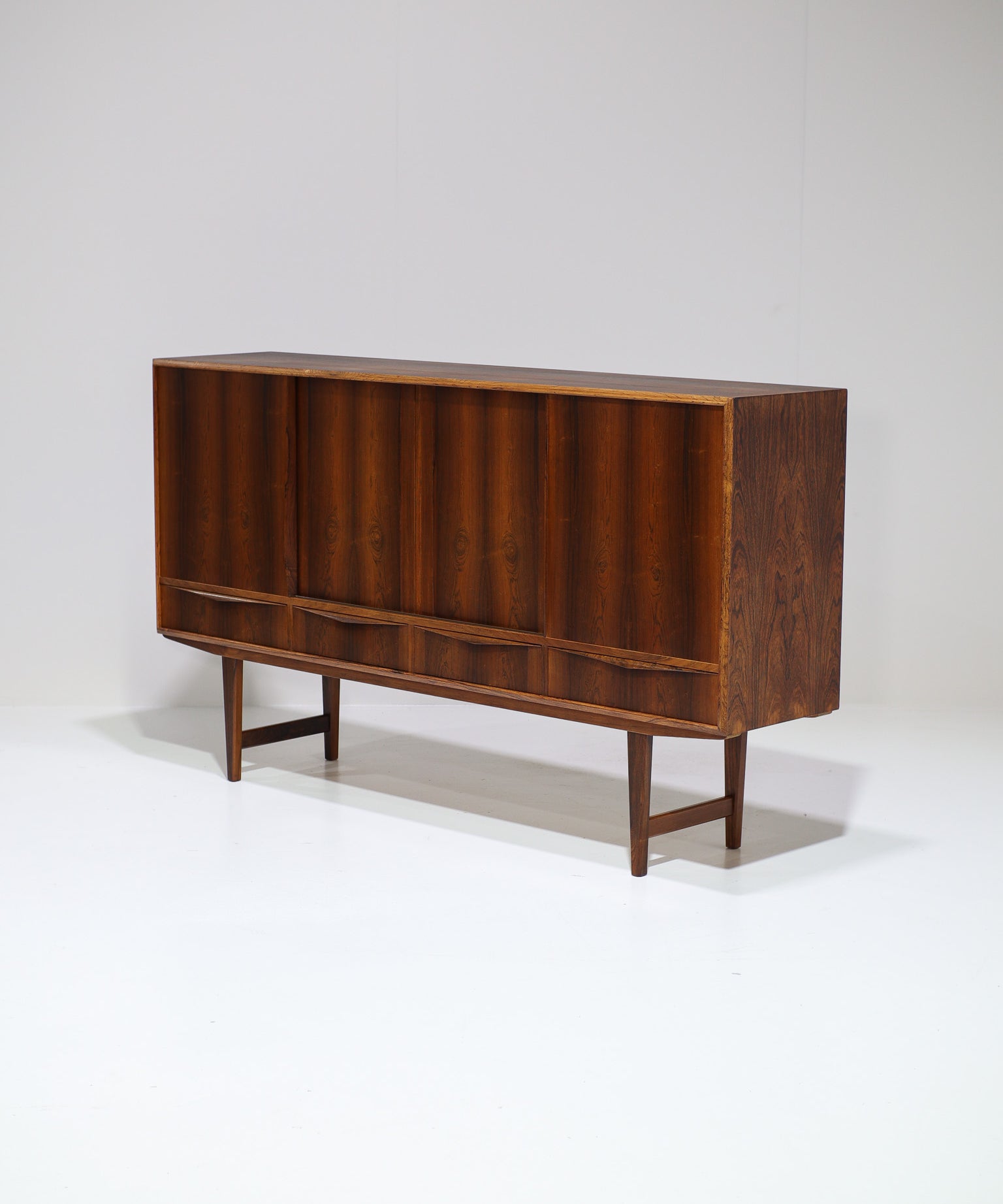 E.W._Bach_highboard_with_bar_in_rosewood,_Denmark_1960s