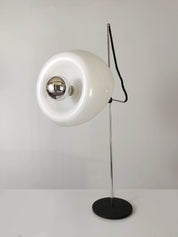 Exclusive_large_Vintage_design_lamp,_1970s