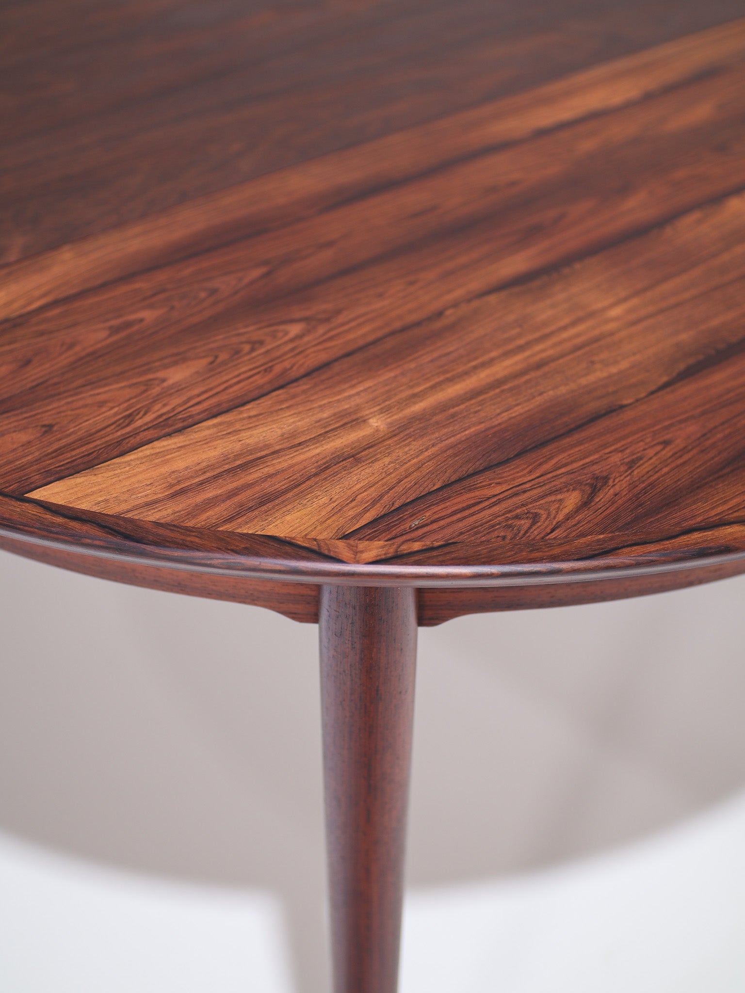 Extendable_Dining_Table_by_Arne_Vodder_Rosewood_1960s_Denmark