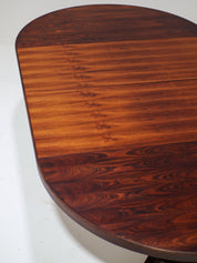Danish_Rosewood_Extendable_Dining_Table_with_X_Legs,_1960s