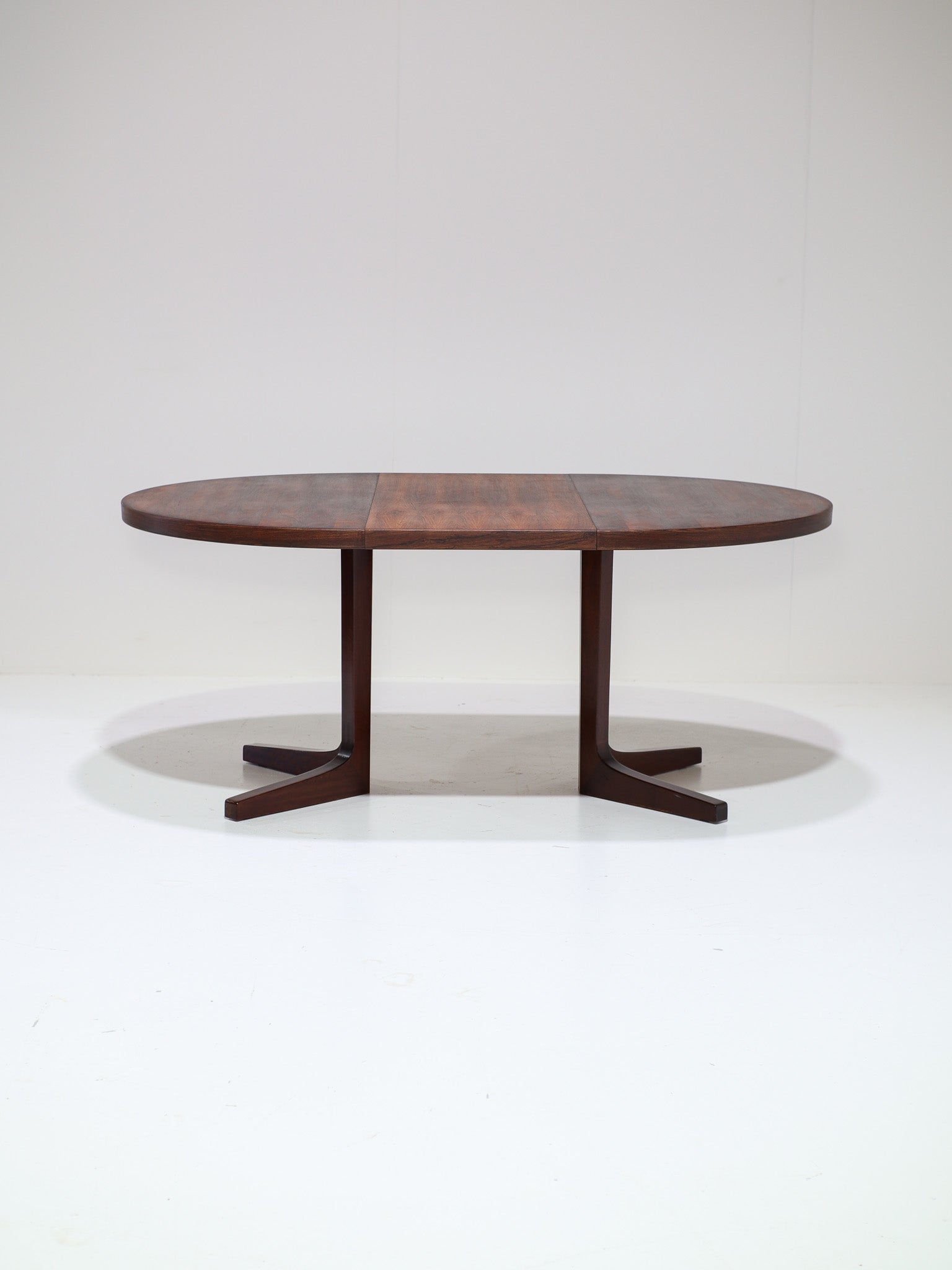 Danish_Rosewood_Extendable_Dining_Table_with_X_Legs,_1960s