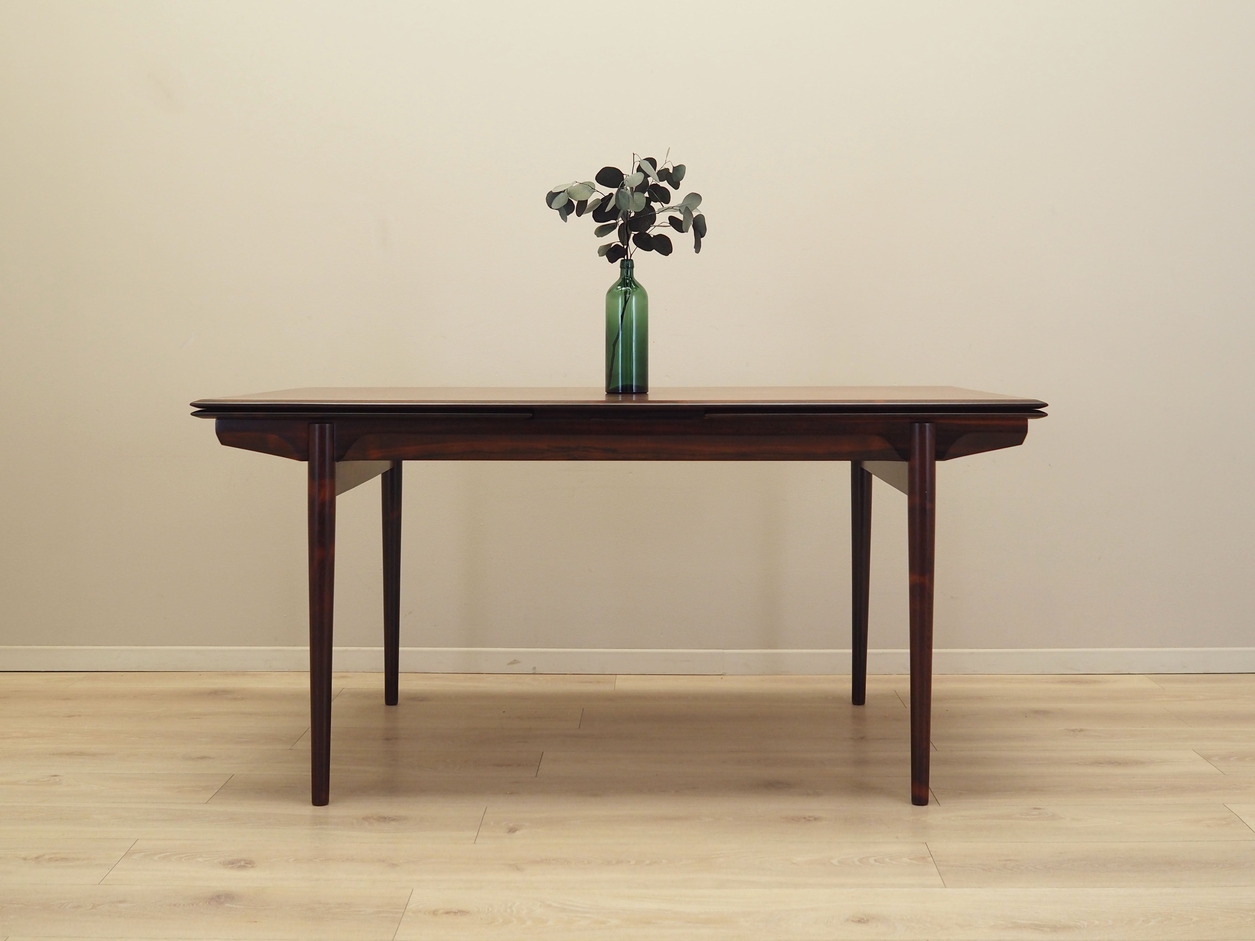 Extendable_Dining_table,_Rosewood_Wood,_1970s,_Denmark