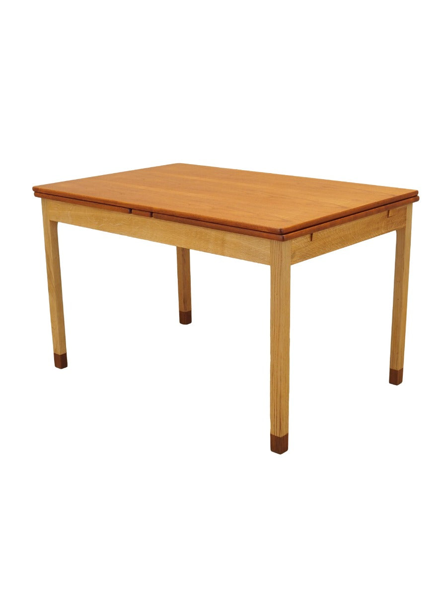 Extendable_Dining_Table,_SKM,_1970s,_Denmark