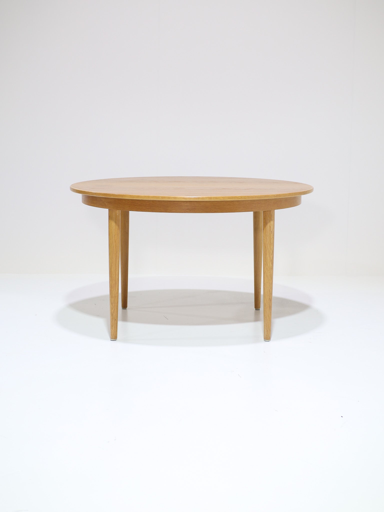 Extendable_dining_table_Skovmand_&_Andersen_Danish_oak_vintage