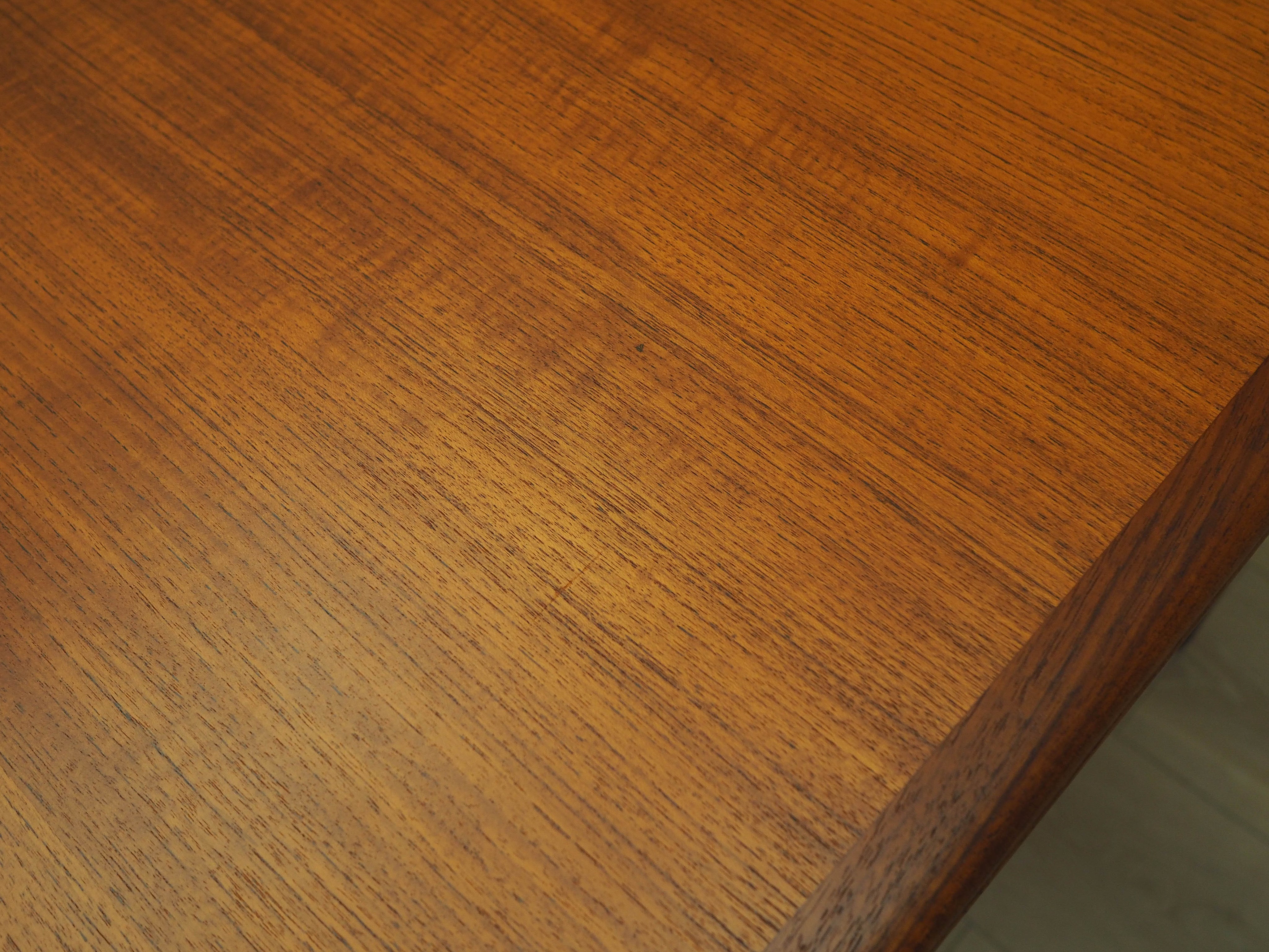 Extendable_Dining_Table,_Teak_Veneer,_Solid_Wood_Legs,_1970s,_Denmark