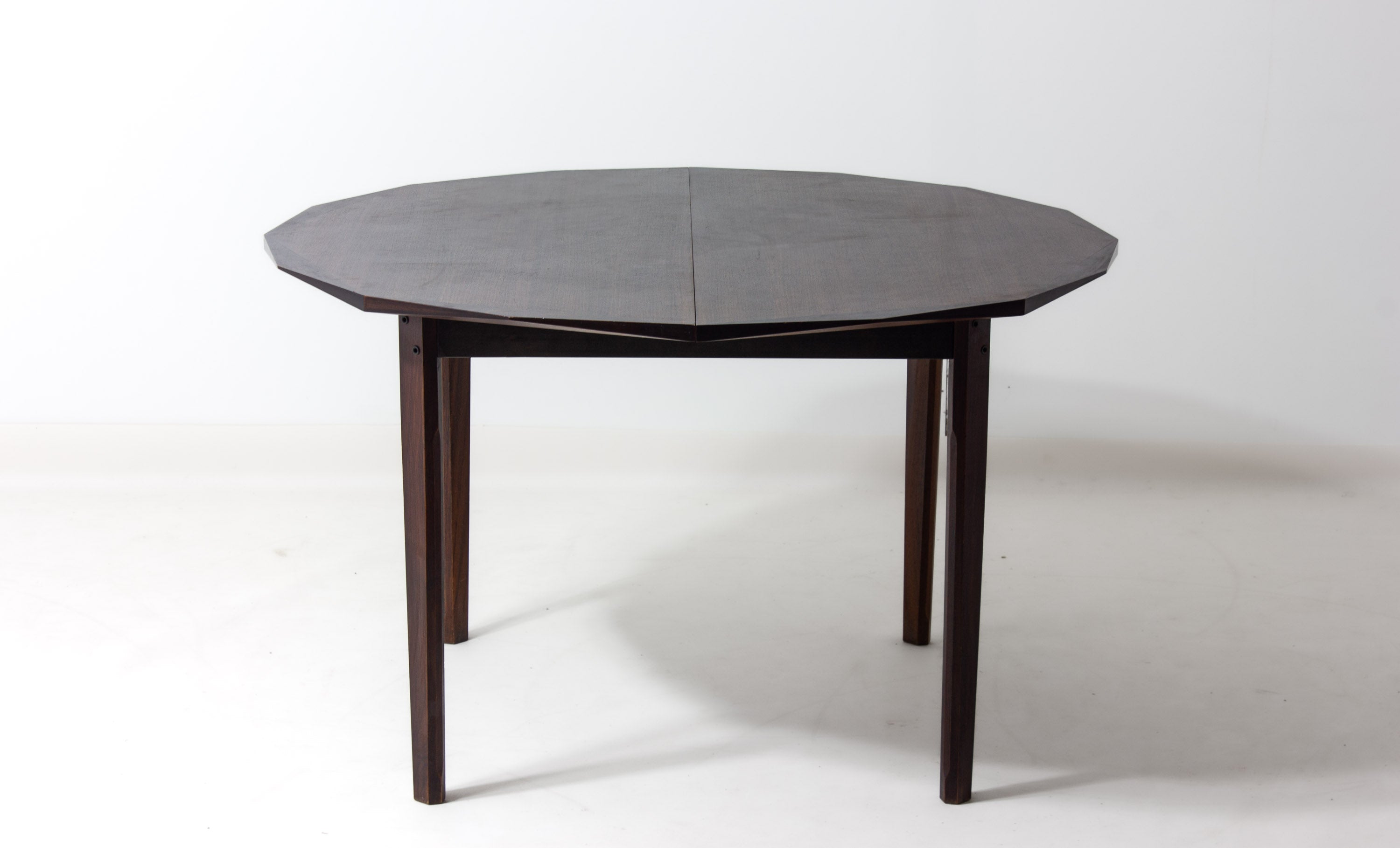 Vintage_Extendable_Rosewood_Dining_Table_by_Dino_Cavalli,_1970s_Italian_Mid_Century_Modern